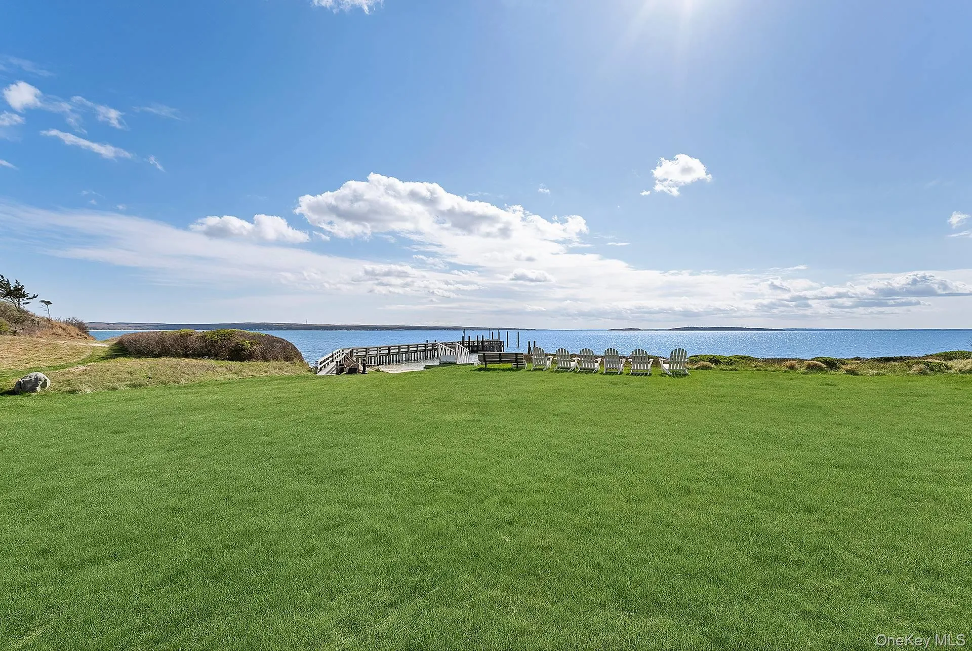1 Fox Crossing, Southampton, New York 11963