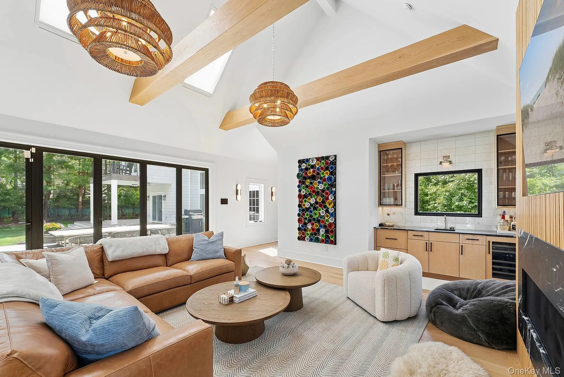 1 Fox Crossing, Southampton, New York 11963