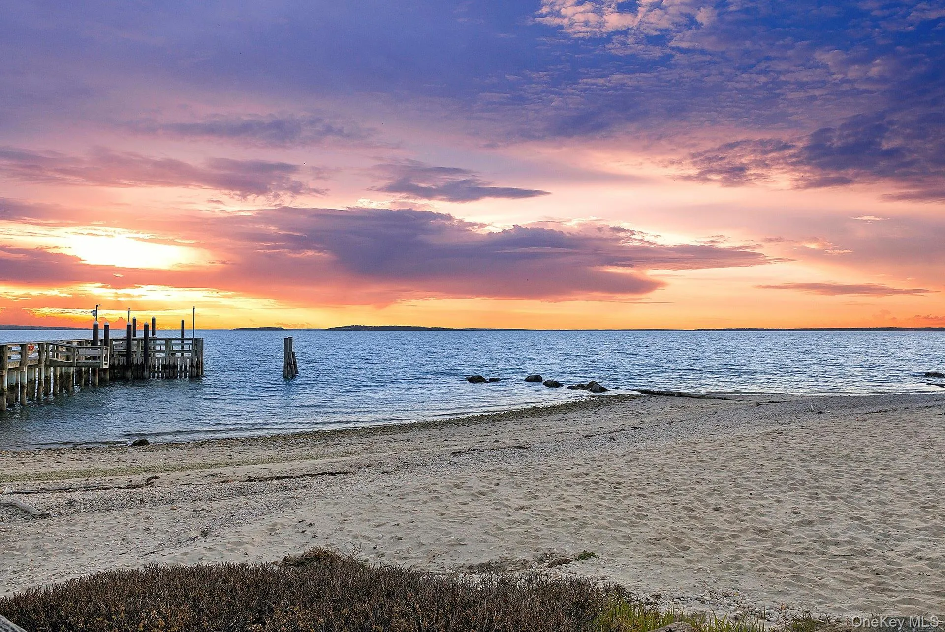 1 Fox Crossing, Southampton, New York 11963