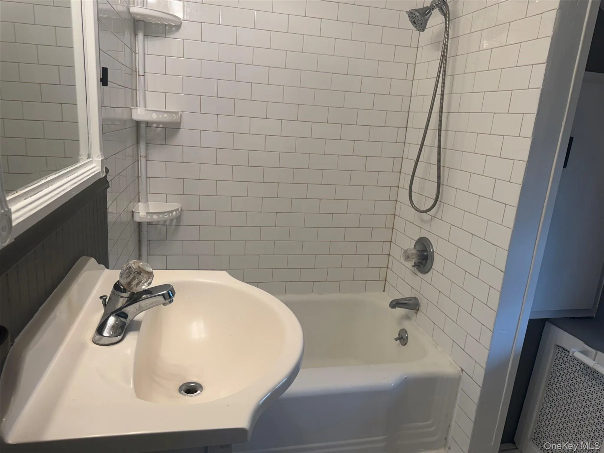 1035 MAIN Street, Fishkill, NY, 1 Bedroom Bedrooms, 4 Rooms Rooms,1 BathroomBathrooms,Residential Lease,For Rent,MAIN,0,990601 1035 MAIN Street, Fishkill, NY, 1 Bedroom Bedrooms, 4 Rooms Rooms,1 BathroomBathrooms,Residential Lease,For Rent,MAIN,0,990601