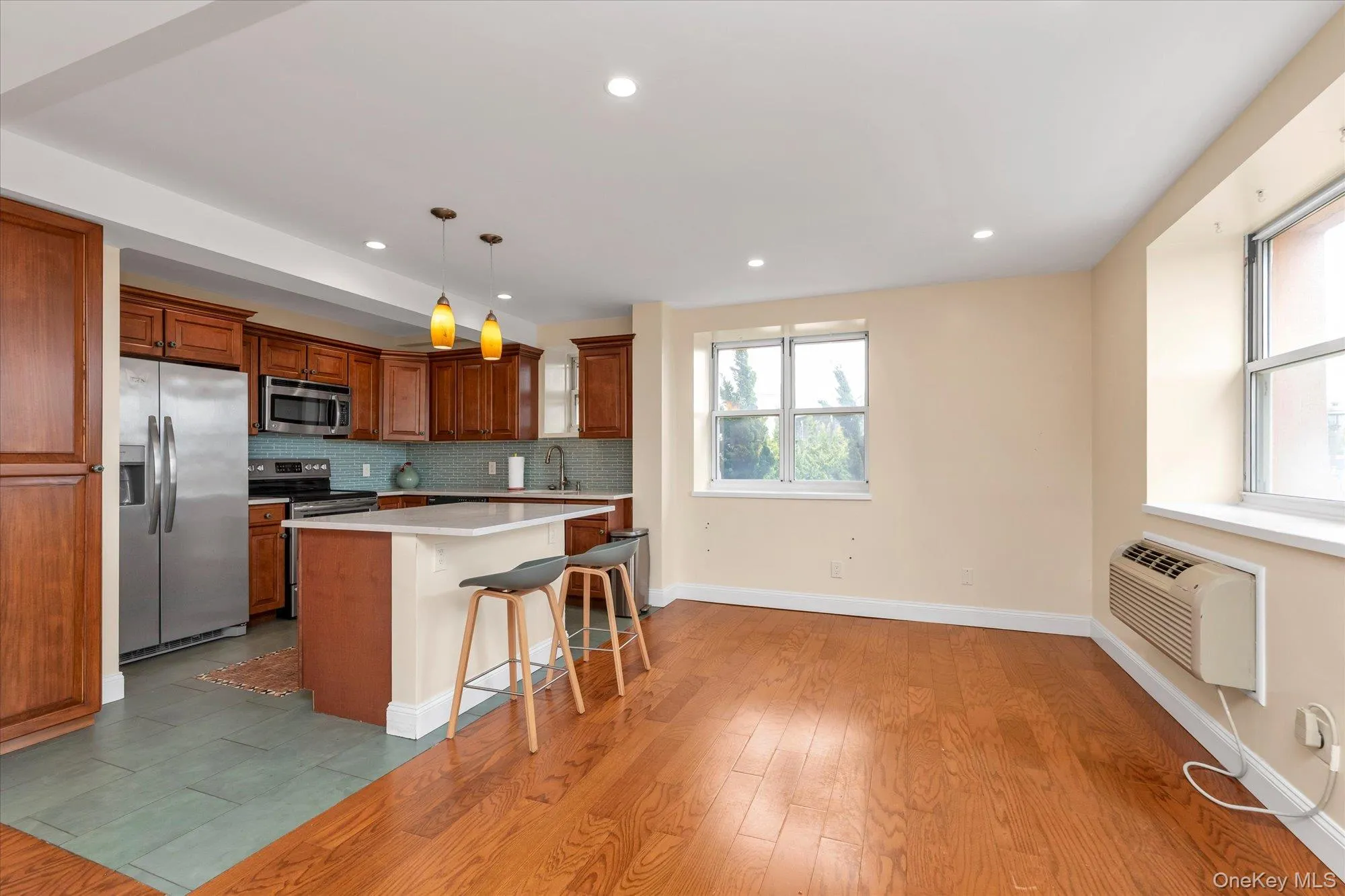 2 Richmond Road, Hempstead, NY, 2 Bedrooms Bedrooms, 4 Rooms Rooms,2 BathroomsBathrooms,Residential,For Rent,Richmond,0,990606 2 Richmond Road, Hempstead, NY, 2 Bedrooms Bedrooms, 4 Rooms Rooms,2 BathroomsBathrooms,Residential,For Rent,Richmond,0,990606