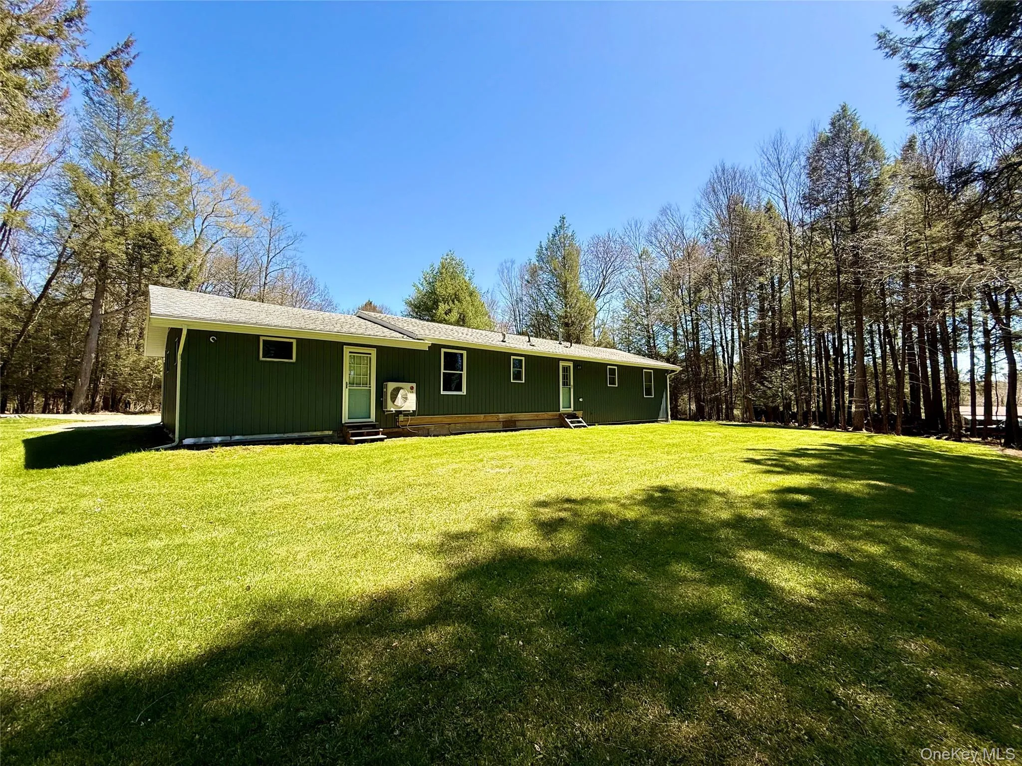 61 Pioneer Drive, Bethel, NY, 3 Bedrooms Bedrooms, 8 Rooms Rooms,1 BathroomBathrooms,Residential,For Rent,Pioneer,0,990614 61 Pioneer Drive, Bethel, NY, 3 Bedrooms Bedrooms, 8 Rooms Rooms,1 BathroomBathrooms,Residential,For Rent,Pioneer,0,990614