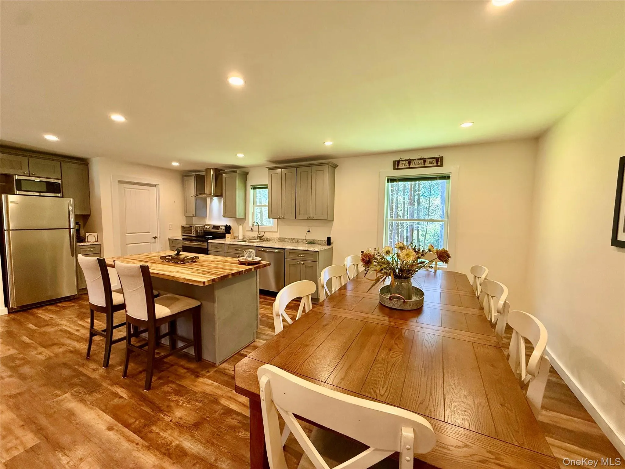 61 Pioneer Drive, Bethel, NY, 3 Bedrooms Bedrooms, 8 Rooms Rooms,1 BathroomBathrooms,Residential,For Rent,Pioneer,0,990614 61 Pioneer Drive, Bethel, NY, 3 Bedrooms Bedrooms, 8 Rooms Rooms,1 BathroomBathrooms,Residential,For Rent,Pioneer,0,990614