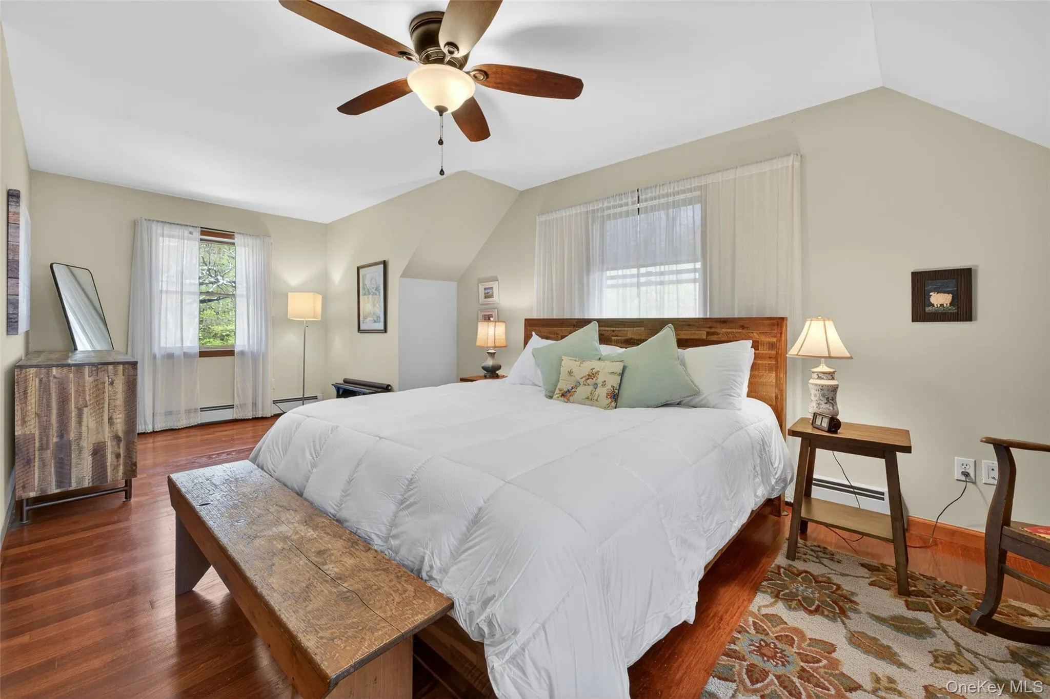 The primary bedroom overlooks the pool and barn. Wake up and see your horses in your backyard! The primary bedroom overlooks the pool and barn. Wake up and see your horses in your backyard!