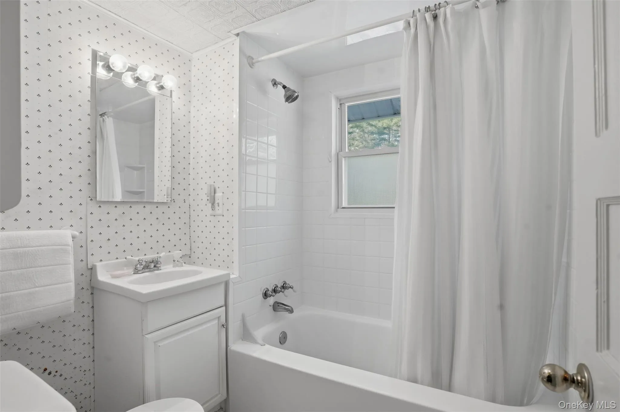 114 Proctor Road, Highland, NY, 3 Bedrooms Bedrooms, 7 Rooms Rooms,2 BathroomsBathrooms,Residential,For Rent,Proctor,0,990622 114 Proctor Road, Highland, NY, 3 Bedrooms Bedrooms, 7 Rooms Rooms,2 BathroomsBathrooms,Residential,For Rent,Proctor,0,990622