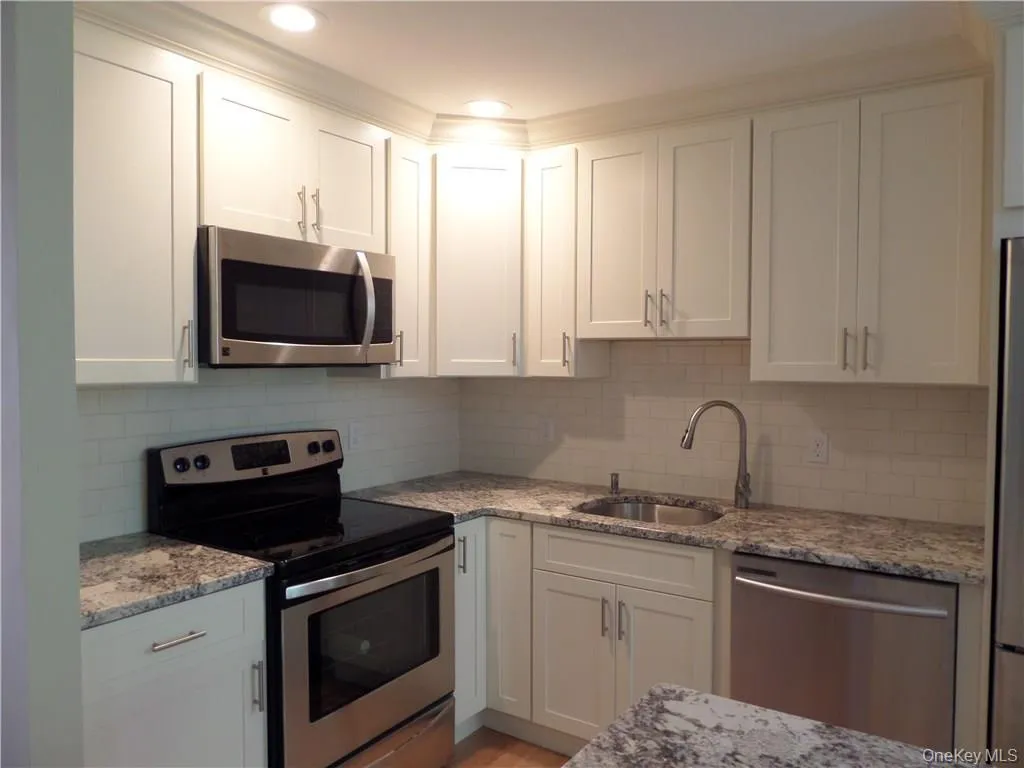 you will love cooking in this beautiful kitchen you will love cooking in this beautiful kitchen