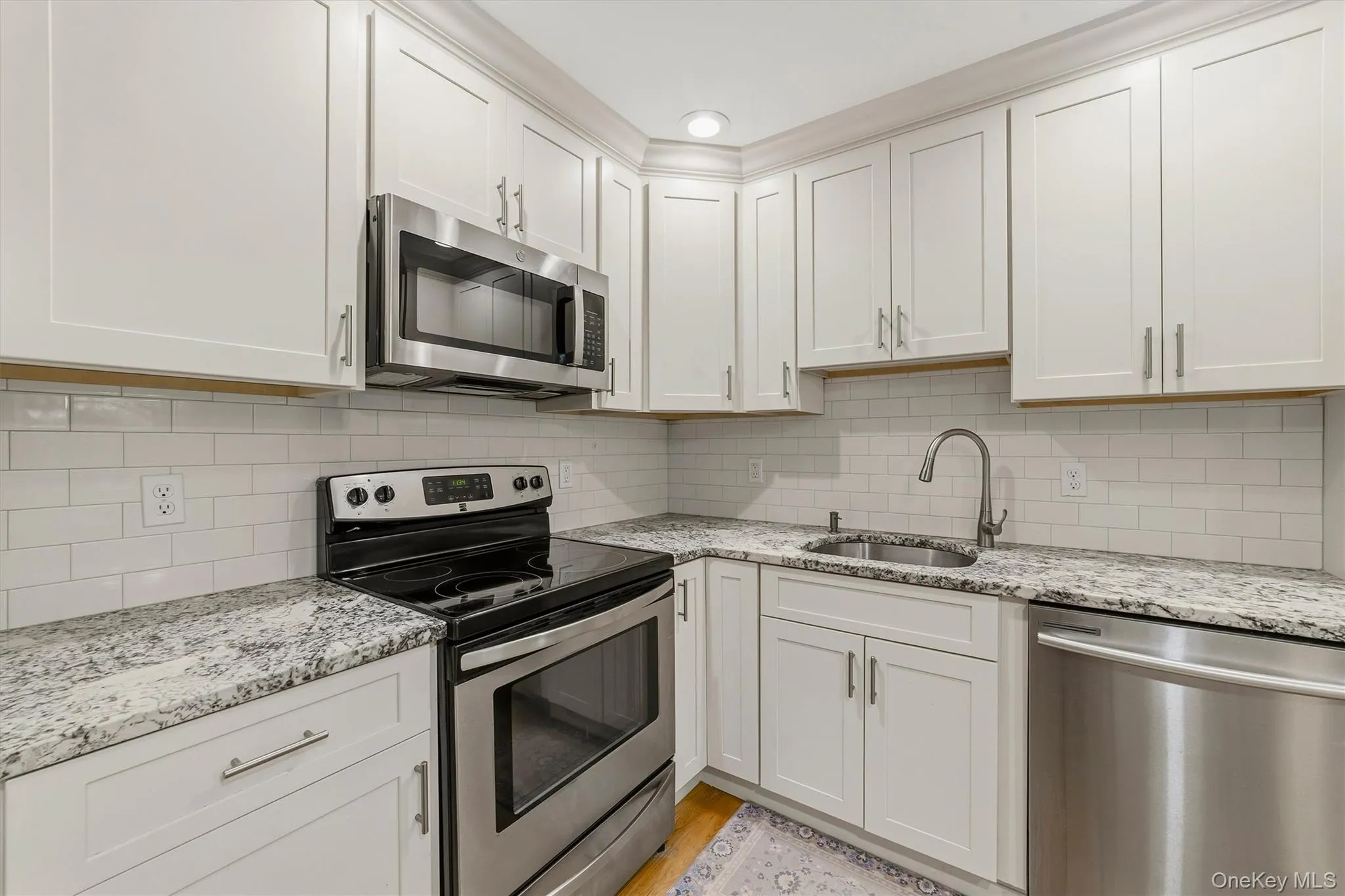 15F Essex Place, Yorktown, NY, 2 Bedrooms Bedrooms, 5 Rooms Rooms,1 BathroomBathrooms,Residential,For Rent,Essex,0,KEY990624 15F Essex Place, Yorktown, NY, 2 Bedrooms Bedrooms, 5 Rooms Rooms,1 BathroomBathrooms,Residential,For Rent,Essex,0,KEY990624