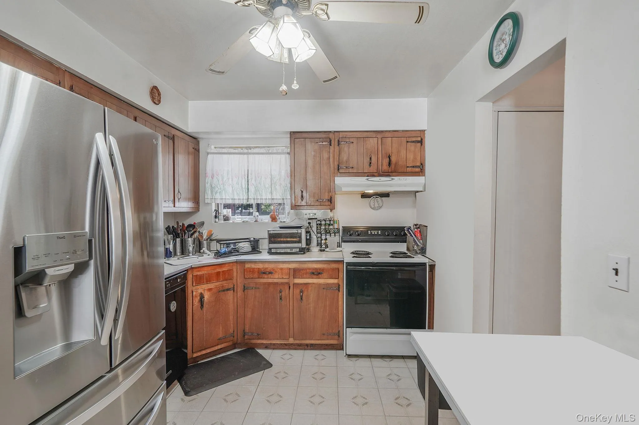 Wood cabinetry Wood cabinetry