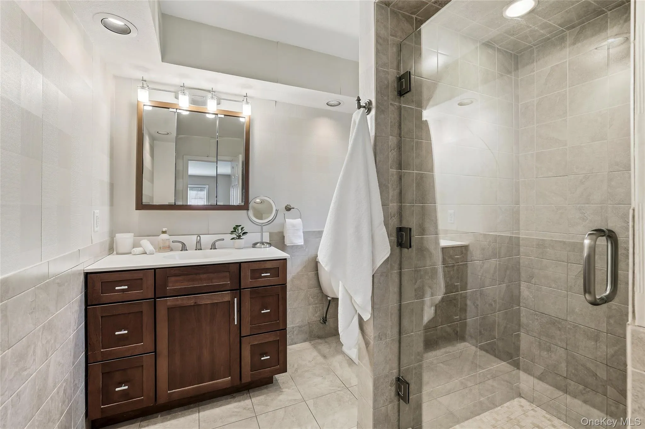 35 Mayer Drive, Ramapo, NY, 3 Bedrooms Bedrooms, 9 Rooms Rooms,3 BathroomsBathrooms,Residential,For Rent,Mayer,0,990635 35 Mayer Drive, Ramapo, NY, 3 Bedrooms Bedrooms, 9 Rooms Rooms,3 BathroomsBathrooms,Residential,For Rent,Mayer,0,990635
