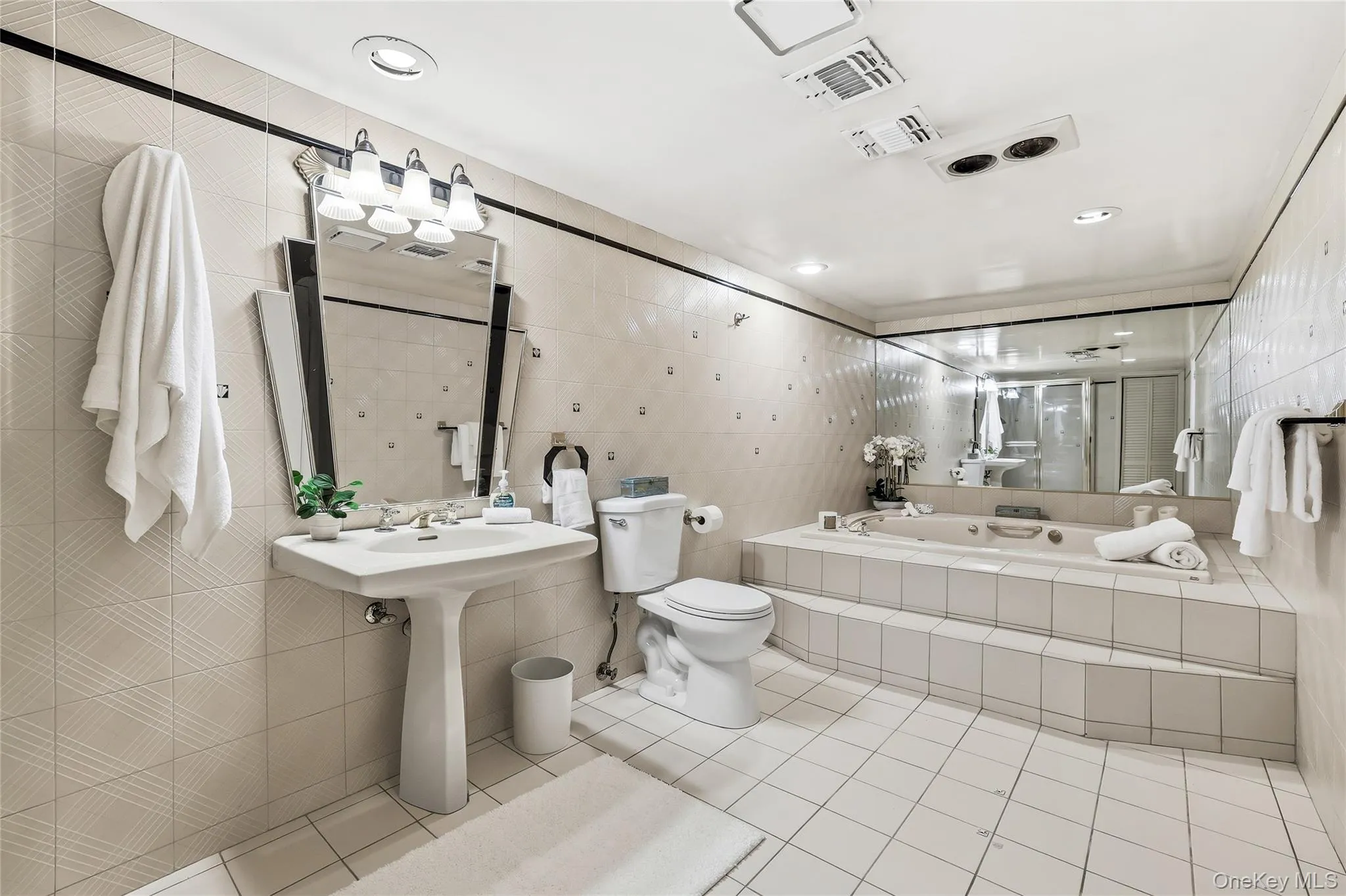 35 Mayer Drive, Ramapo, NY, 3 Bedrooms Bedrooms, 9 Rooms Rooms,3 BathroomsBathrooms,Residential,For Rent,Mayer,0,990635 35 Mayer Drive, Ramapo, NY, 3 Bedrooms Bedrooms, 9 Rooms Rooms,3 BathroomsBathrooms,Residential,For Rent,Mayer,0,990635