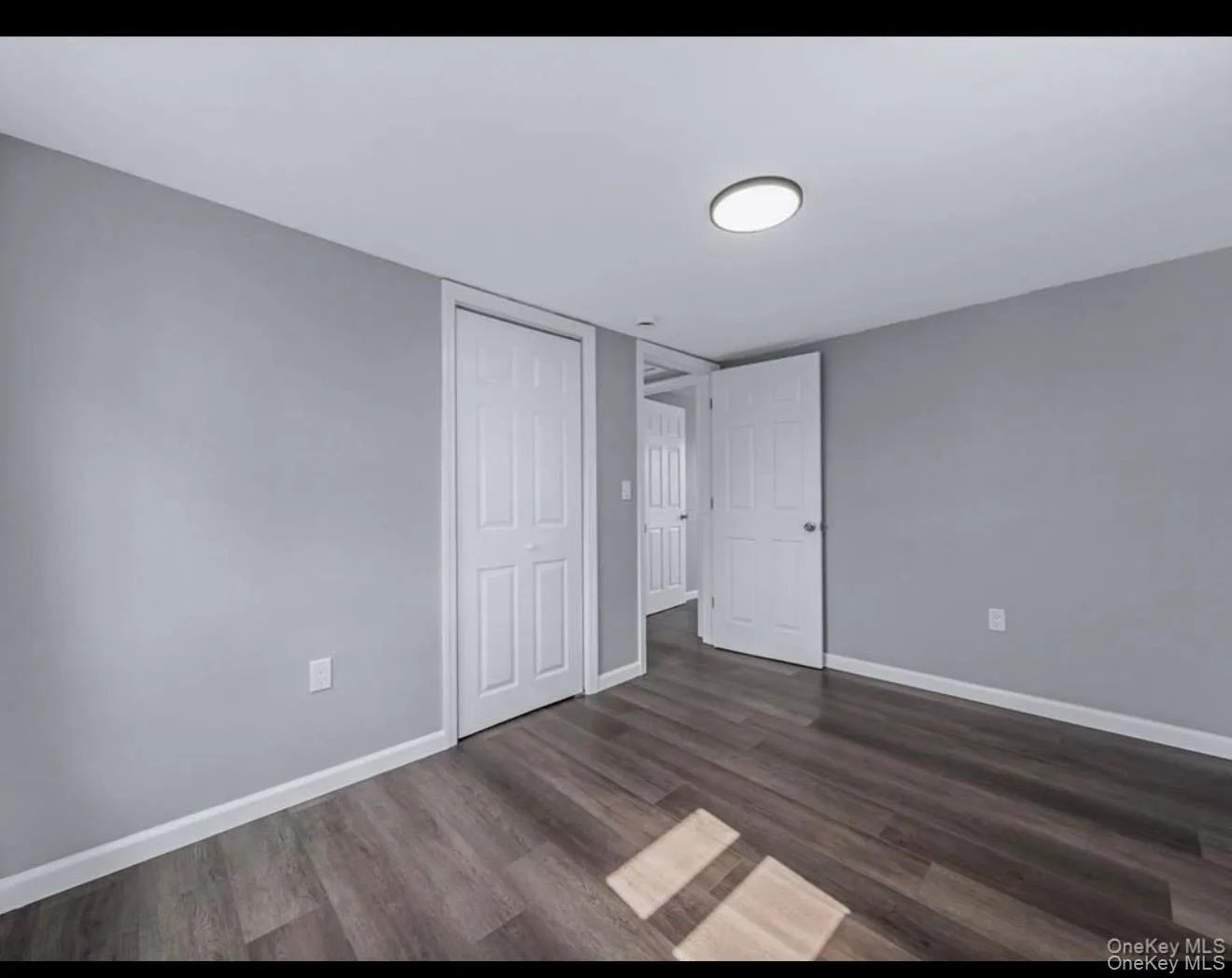 6 Barclay Street, Oyster Bay, NY, 5 Bedrooms Bedrooms, 7 Rooms Rooms,3 BathroomsBathrooms,Residential Lease,For Rent,Barclay,0,990638 6 Barclay Street, Oyster Bay, NY, 5 Bedrooms Bedrooms, 7 Rooms Rooms,3 BathroomsBathrooms,Residential Lease,For Rent,Barclay,0,990638