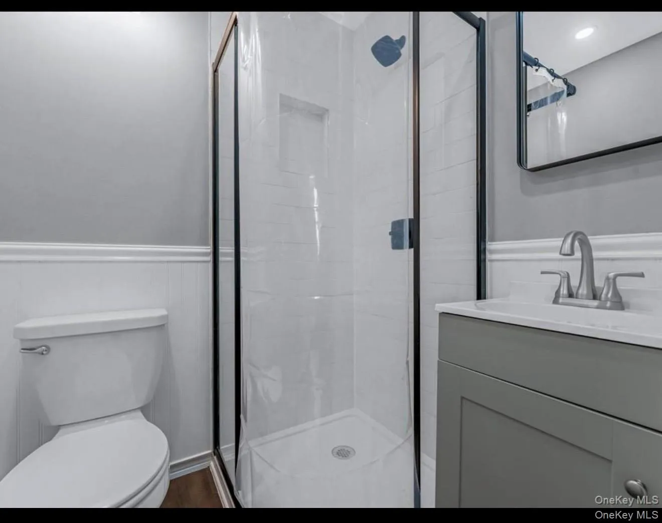 6 Barclay Street, Oyster Bay, NY, 5 Bedrooms Bedrooms, 7 Rooms Rooms,3 BathroomsBathrooms,Residential Lease,For Rent,Barclay,0,990638 6 Barclay Street, Oyster Bay, NY, 5 Bedrooms Bedrooms, 7 Rooms Rooms,3 BathroomsBathrooms,Residential Lease,For Rent,Barclay,0,990638