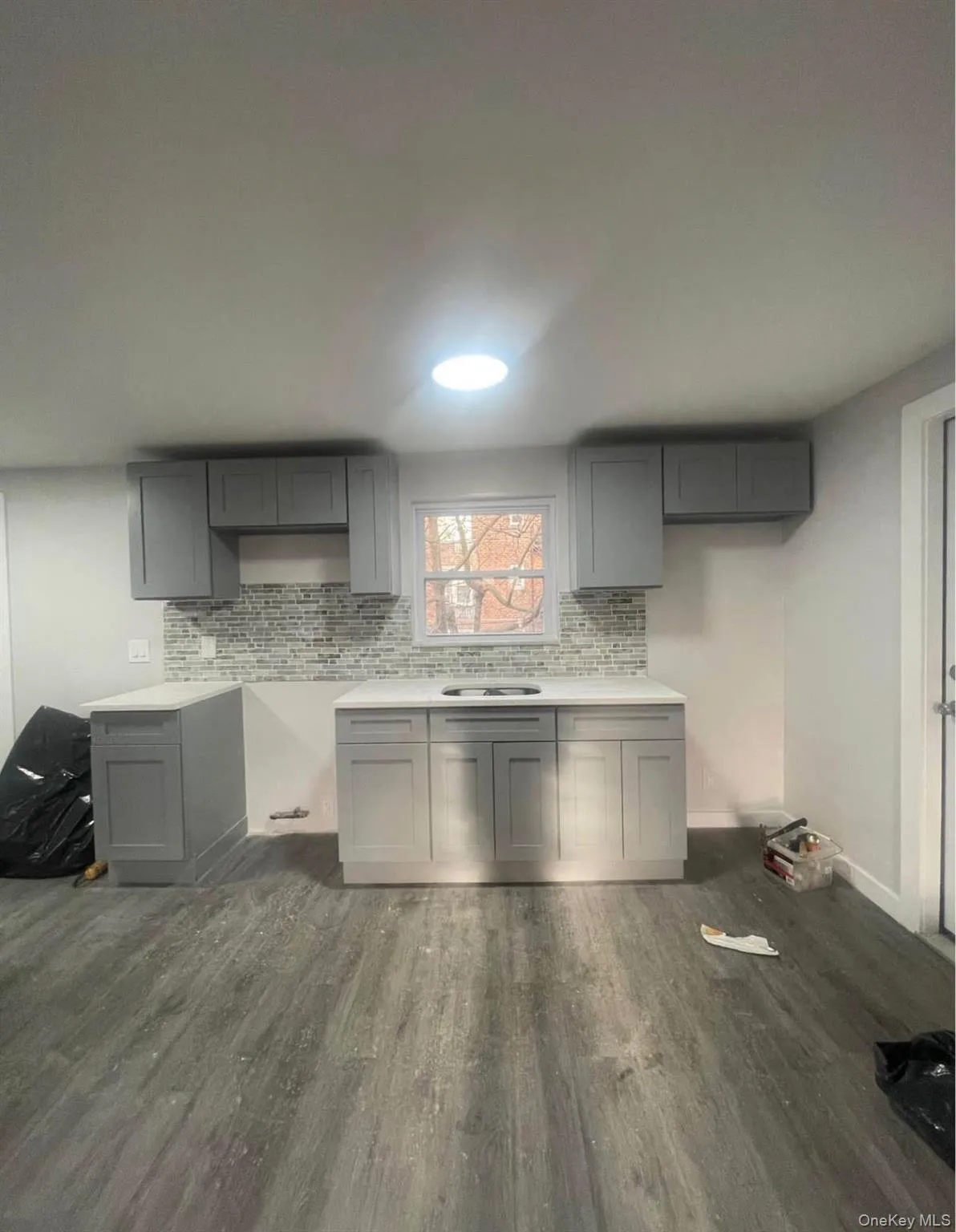 20 Ingraham Lane, Hempstead, NY, 3 Bedrooms Bedrooms, 5 Rooms Rooms,1 BathroomBathrooms,Residential Lease,For Rent,Ingraham,0,990656 20 Ingraham Lane, Hempstead, NY, 3 Bedrooms Bedrooms, 5 Rooms Rooms,1 BathroomBathrooms,Residential Lease,For Rent,Ingraham,0,990656