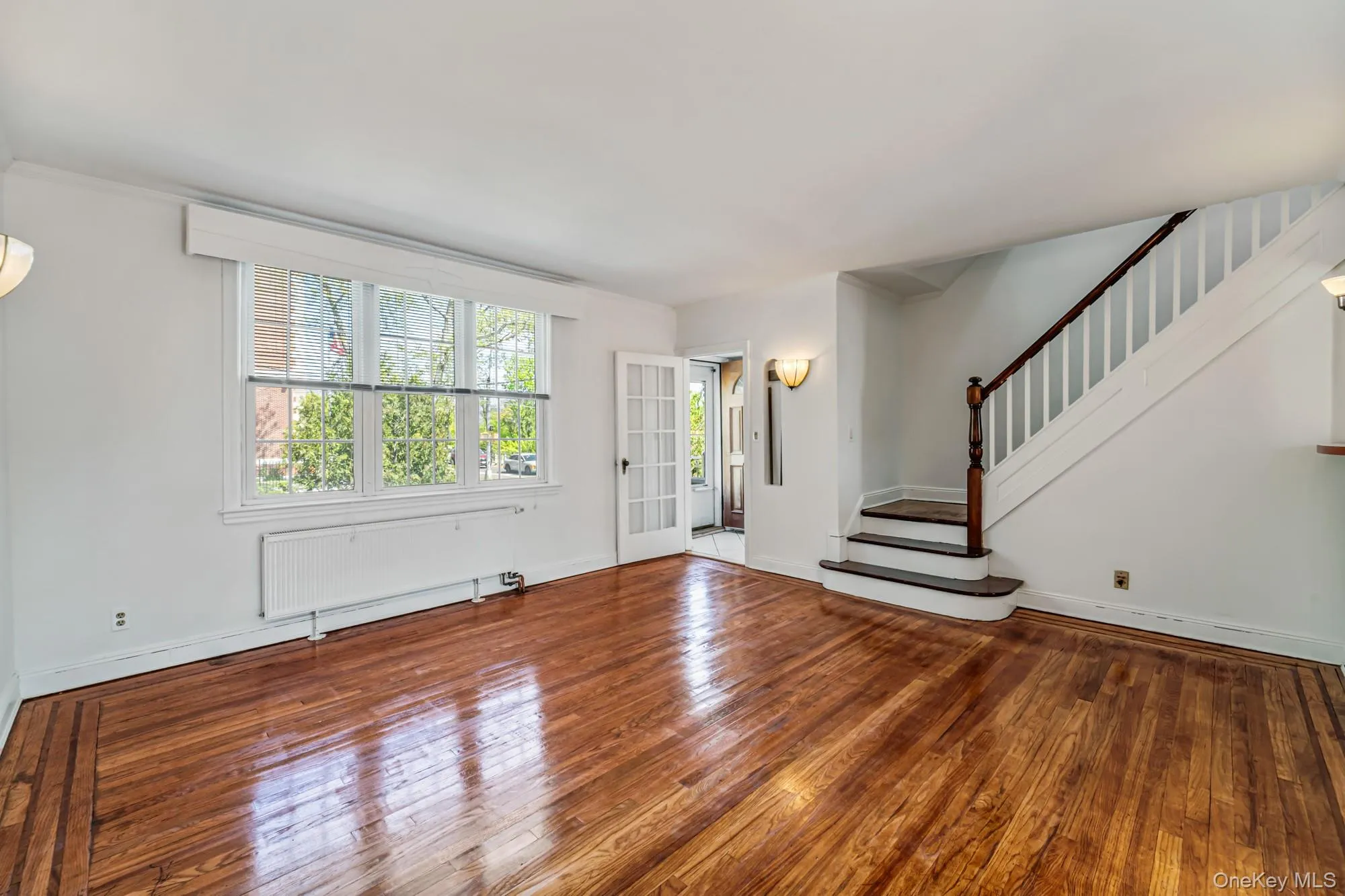 205-18 33rd Avenue, New York, NY, 3 Bedrooms Bedrooms, 6 Rooms Rooms,2 BathroomsBathrooms,Residential,For Rent,33rd,0,990668 205-18 33rd Avenue, New York, NY, 3 Bedrooms Bedrooms, 6 Rooms Rooms,2 BathroomsBathrooms,Residential,For Rent,33rd,0,990668