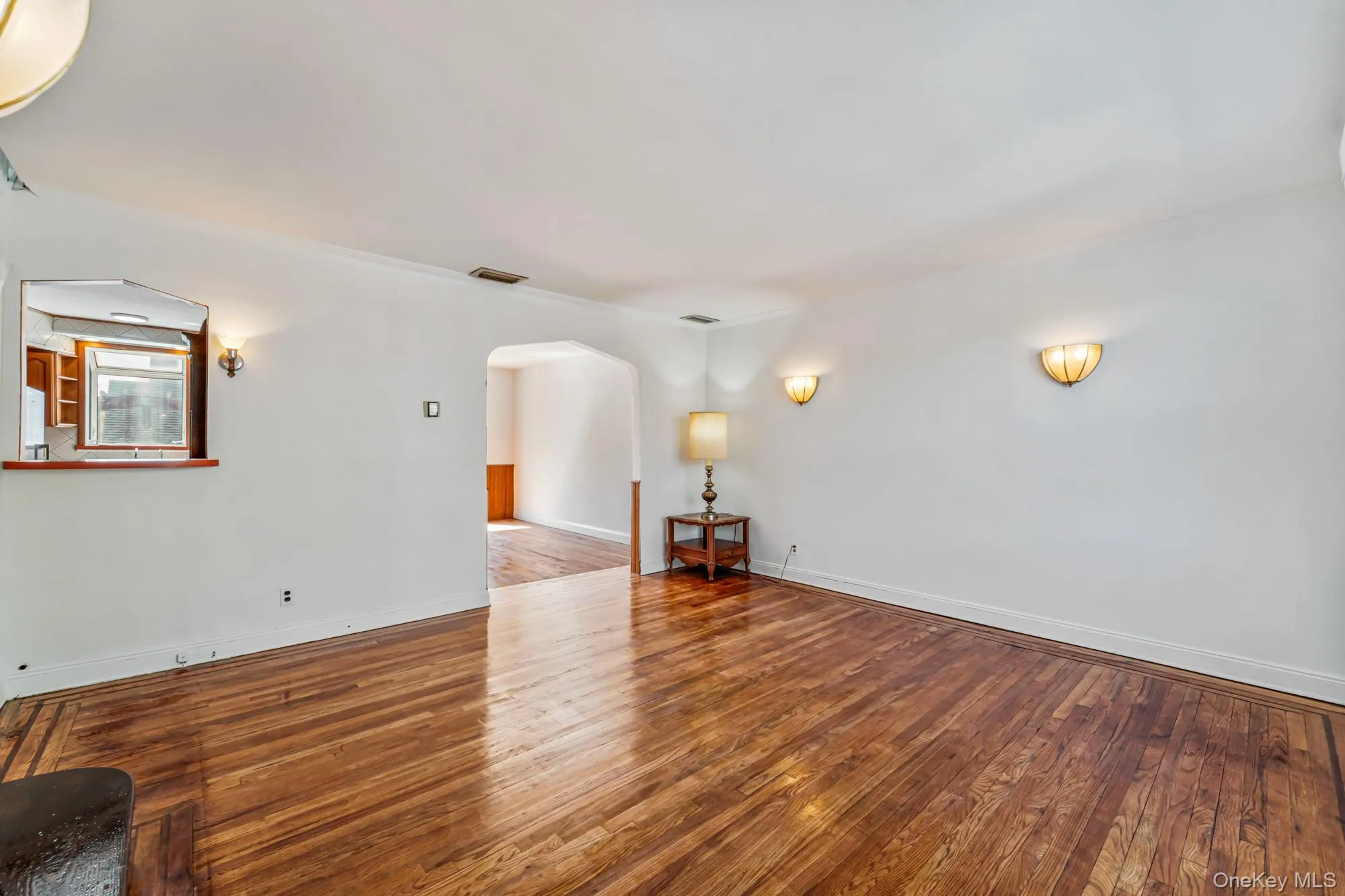 205-18 33rd Avenue, New York, NY, 3 Bedrooms Bedrooms, 6 Rooms Rooms,2 BathroomsBathrooms,Residential,For Rent,33rd,0,990668 205-18 33rd Avenue, New York, NY, 3 Bedrooms Bedrooms, 6 Rooms Rooms,2 BathroomsBathrooms,Residential,For Rent,33rd,0,990668