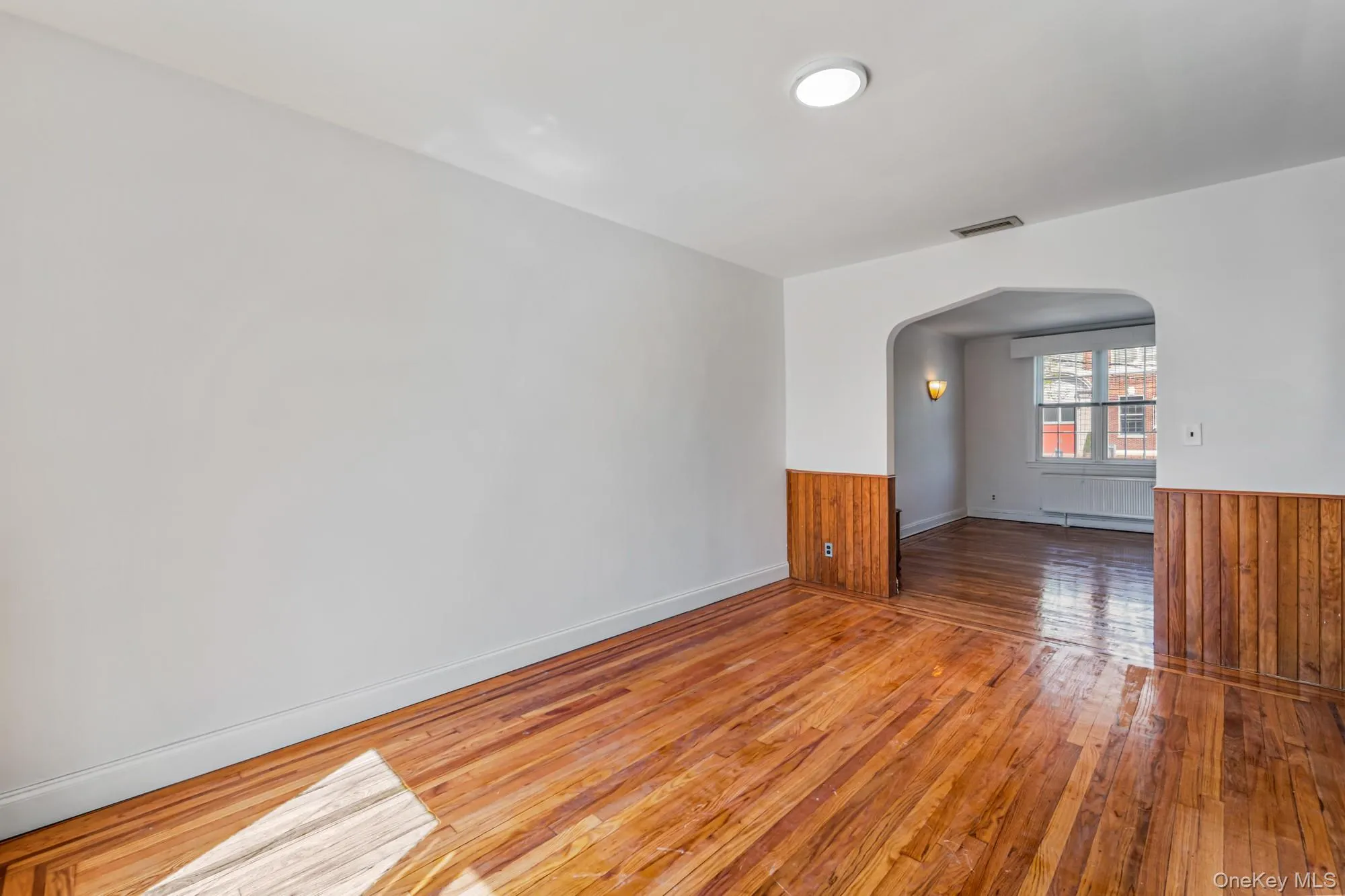 205-18 33rd Avenue, New York, NY, 3 Bedrooms Bedrooms, 6 Rooms Rooms,2 BathroomsBathrooms,Residential,For Rent,33rd,0,990668 205-18 33rd Avenue, New York, NY, 3 Bedrooms Bedrooms, 6 Rooms Rooms,2 BathroomsBathrooms,Residential,For Rent,33rd,0,990668