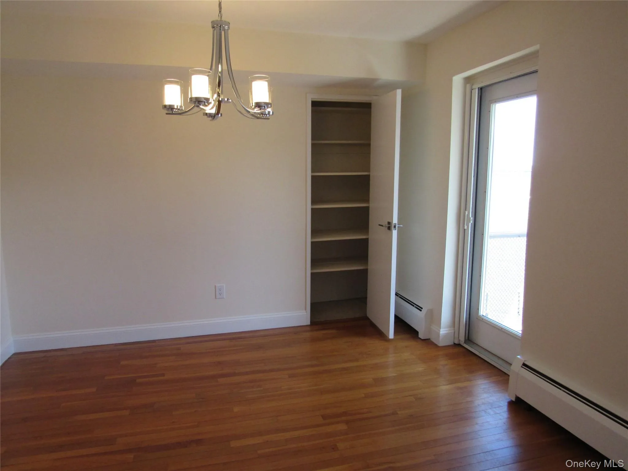 103 Gedney Street, Clarkstown, NY, 2 Bedrooms Bedrooms, 5 Rooms Rooms,2 BathroomsBathrooms,Residential Lease,For Rent,Gedney,0,990684 103 Gedney Street, Clarkstown, NY, 2 Bedrooms Bedrooms, 5 Rooms Rooms,2 BathroomsBathrooms,Residential Lease,For Rent,Gedney,0,990684