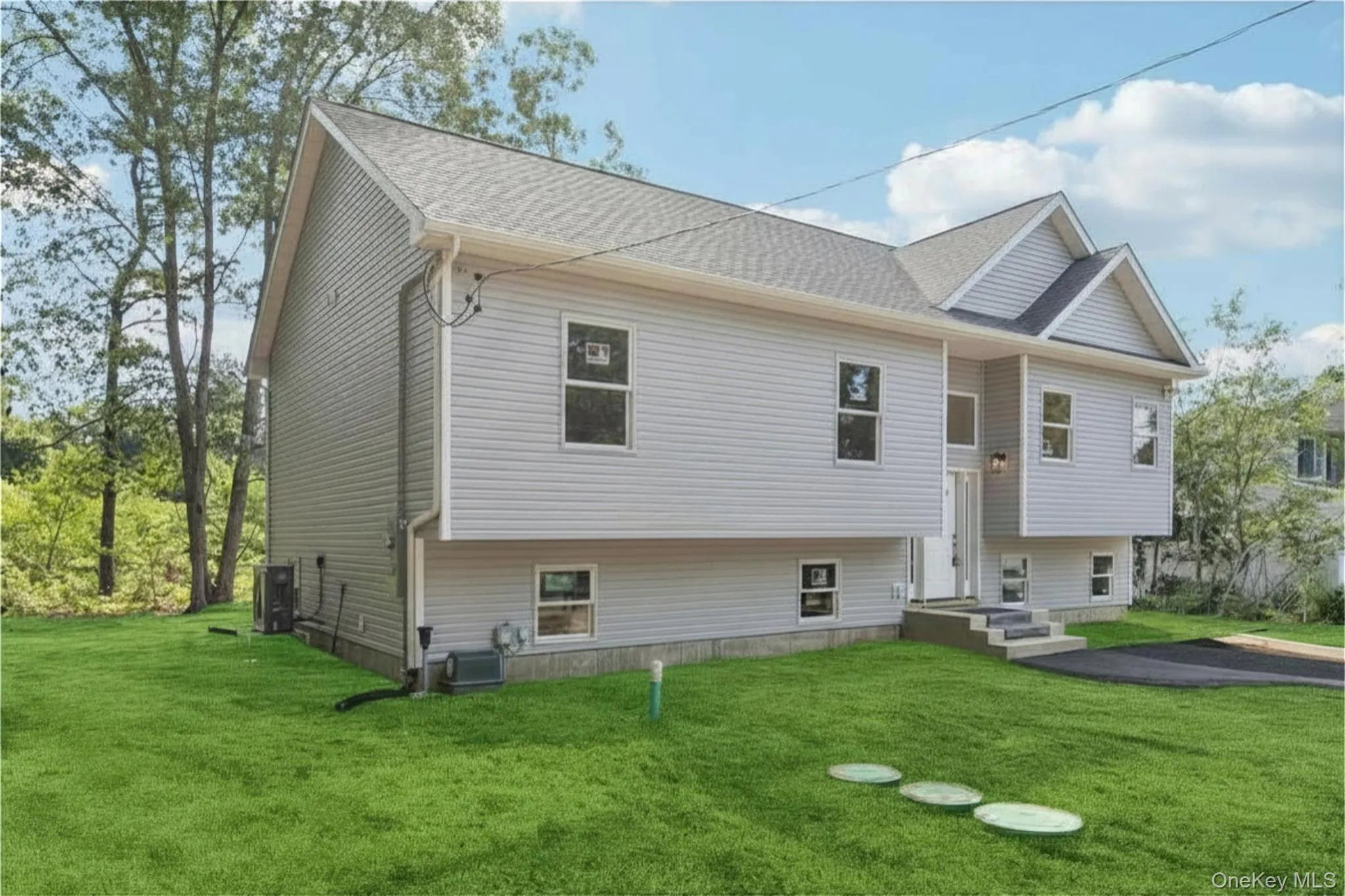 511 Walker Avenue, Brookhaven, NY, 3 Bedrooms Bedrooms, 7 Rooms Rooms,2 BathroomsBathrooms,Residential,For Rent,Walker,0,990695 511 Walker Avenue, Brookhaven, NY, 3 Bedrooms Bedrooms, 7 Rooms Rooms,2 BathroomsBathrooms,Residential,For Rent,Walker,0,990695