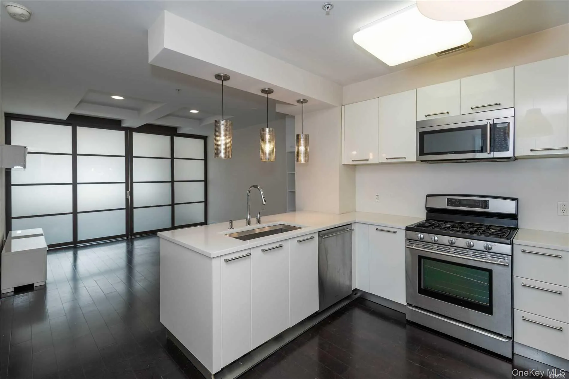 64-05 Yellowstone Boulevard, New York, NY, 1 Bedroom Bedrooms, 5 Rooms Rooms,1 BathroomBathrooms,Residential Lease,For Rent,Yellowstone,0,990697 64-05 Yellowstone Boulevard, New York, NY, 1 Bedroom Bedrooms, 5 Rooms Rooms,1 BathroomBathrooms,Residential Lease,For Rent,Yellowstone,0,990697