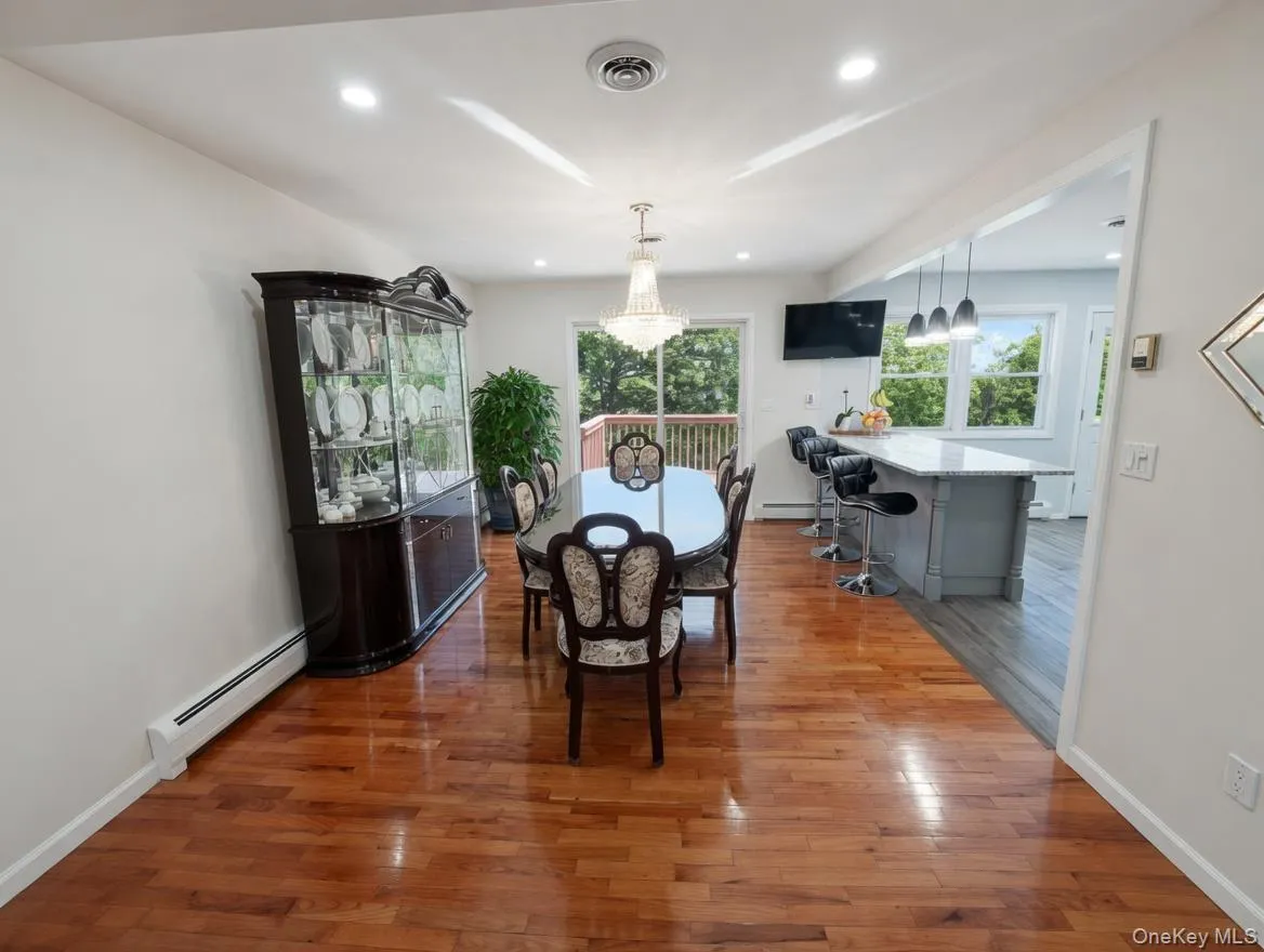 36 Tamar Drive, Clarkstown, NY, 5 Bedrooms Bedrooms, 13 Rooms Rooms,3 BathroomsBathrooms,Residential,For Rent,Tamar,0,990710 36 Tamar Drive, Clarkstown, NY, 5 Bedrooms Bedrooms, 13 Rooms Rooms,3 BathroomsBathrooms,Residential,For Rent,Tamar,0,990710