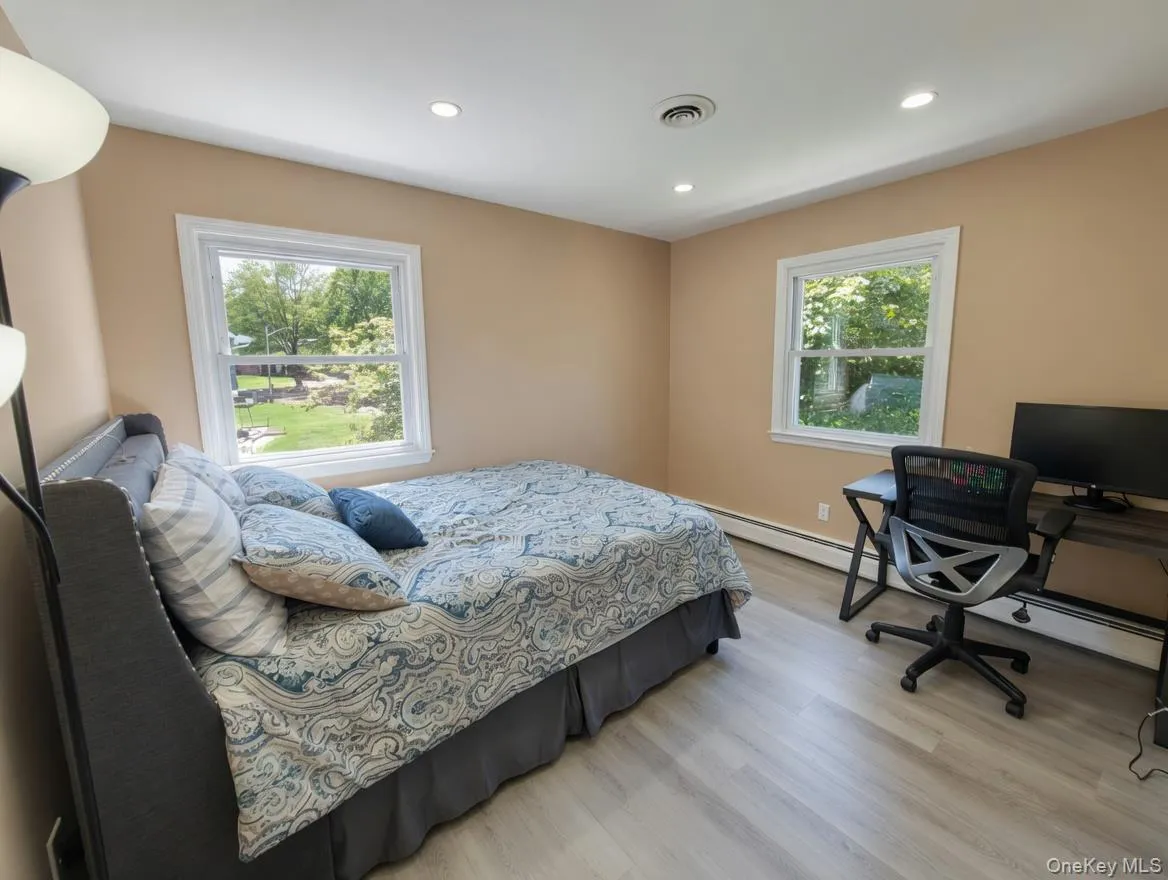 36 Tamar Drive, Clarkstown, NY, 5 Bedrooms Bedrooms, 13 Rooms Rooms,3 BathroomsBathrooms,Residential,For Rent,Tamar,0,990710 36 Tamar Drive, Clarkstown, NY, 5 Bedrooms Bedrooms, 13 Rooms Rooms,3 BathroomsBathrooms,Residential,For Rent,Tamar,0,990710