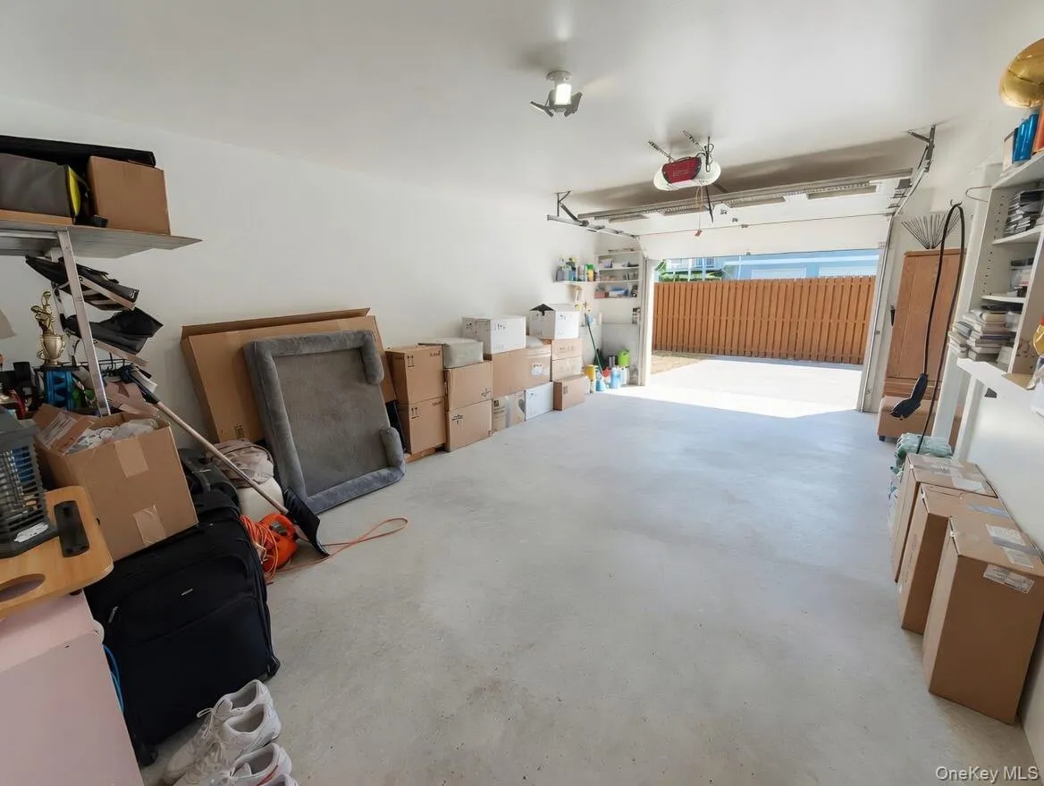 36 Tamar Drive, Clarkstown, NY, 5 Bedrooms Bedrooms, 13 Rooms Rooms,3 BathroomsBathrooms,Residential,For Rent,Tamar,0,990710 36 Tamar Drive, Clarkstown, NY, 5 Bedrooms Bedrooms, 13 Rooms Rooms,3 BathroomsBathrooms,Residential,For Rent,Tamar,0,990710