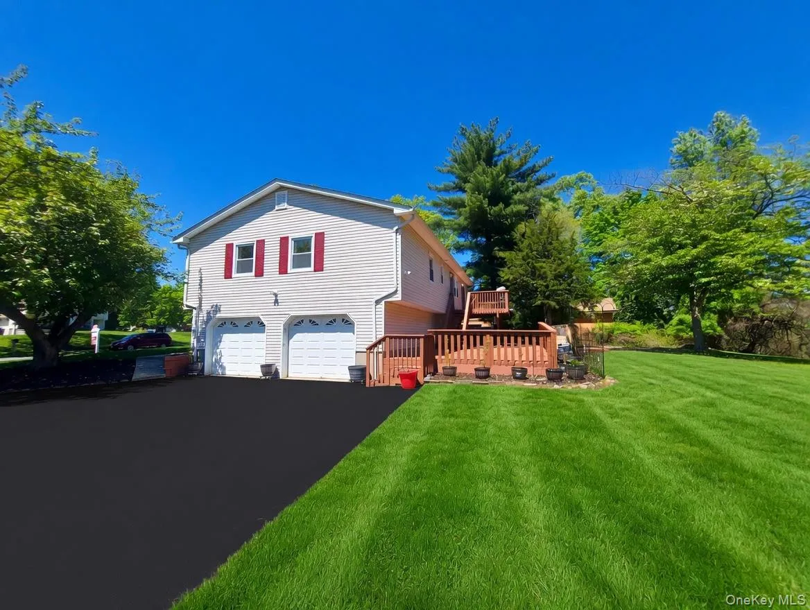 36 Tamar Drive, Clarkstown, NY, 5 Bedrooms Bedrooms, 13 Rooms Rooms,3 BathroomsBathrooms,Residential,For Rent,Tamar,0,990710 36 Tamar Drive, Clarkstown, NY, 5 Bedrooms Bedrooms, 13 Rooms Rooms,3 BathroomsBathrooms,Residential,For Rent,Tamar,0,990710