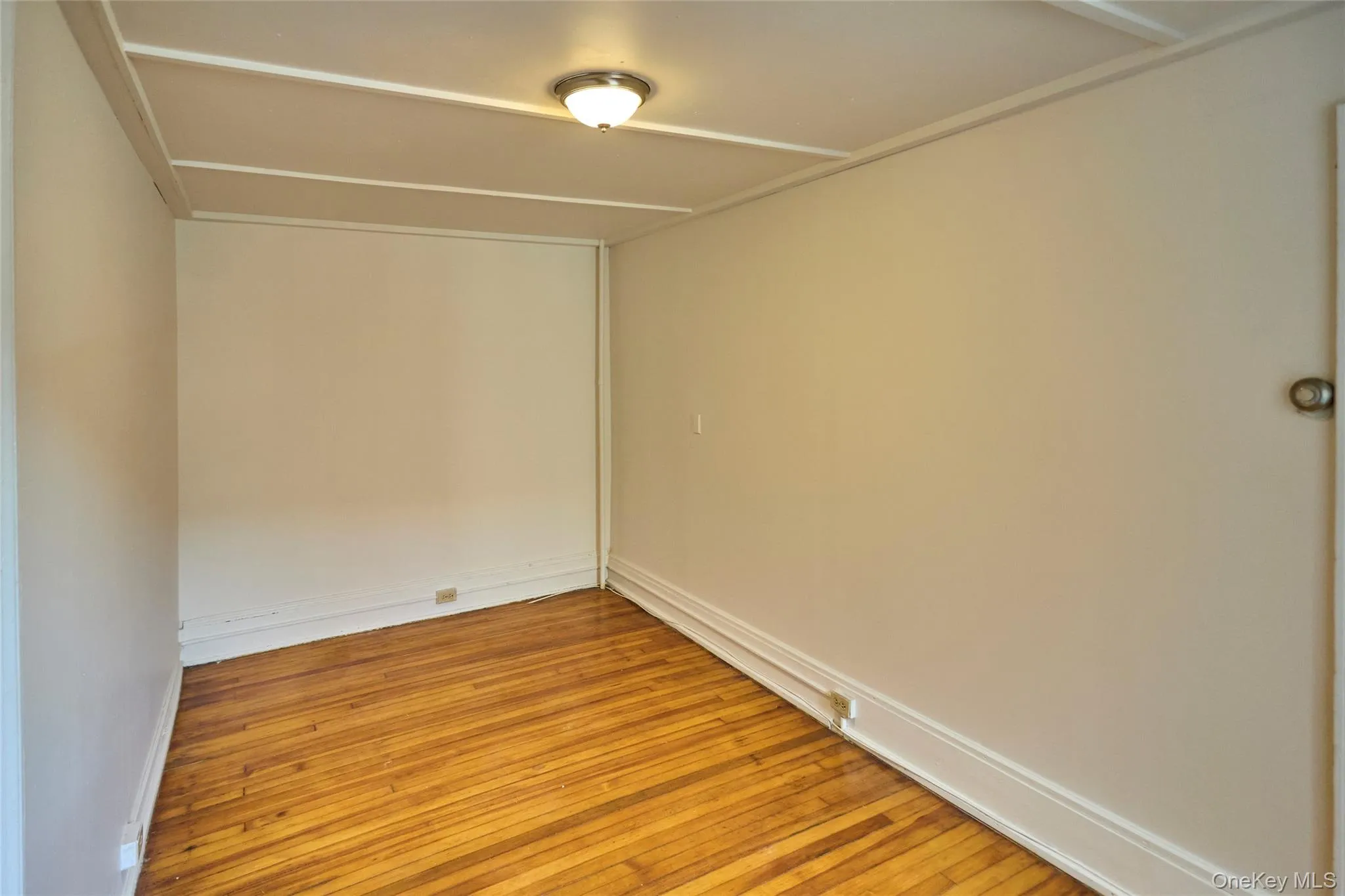 457 Main St, Beacon, NY, 1 Bedroom Bedrooms, 2 Rooms Rooms,1 BathroomBathrooms,Residential Lease,For Rent,Main St,0,990726 457 Main St, Beacon, NY, 1 Bedroom Bedrooms, 2 Rooms Rooms,1 BathroomBathrooms,Residential Lease,For Rent,Main St,0,990726