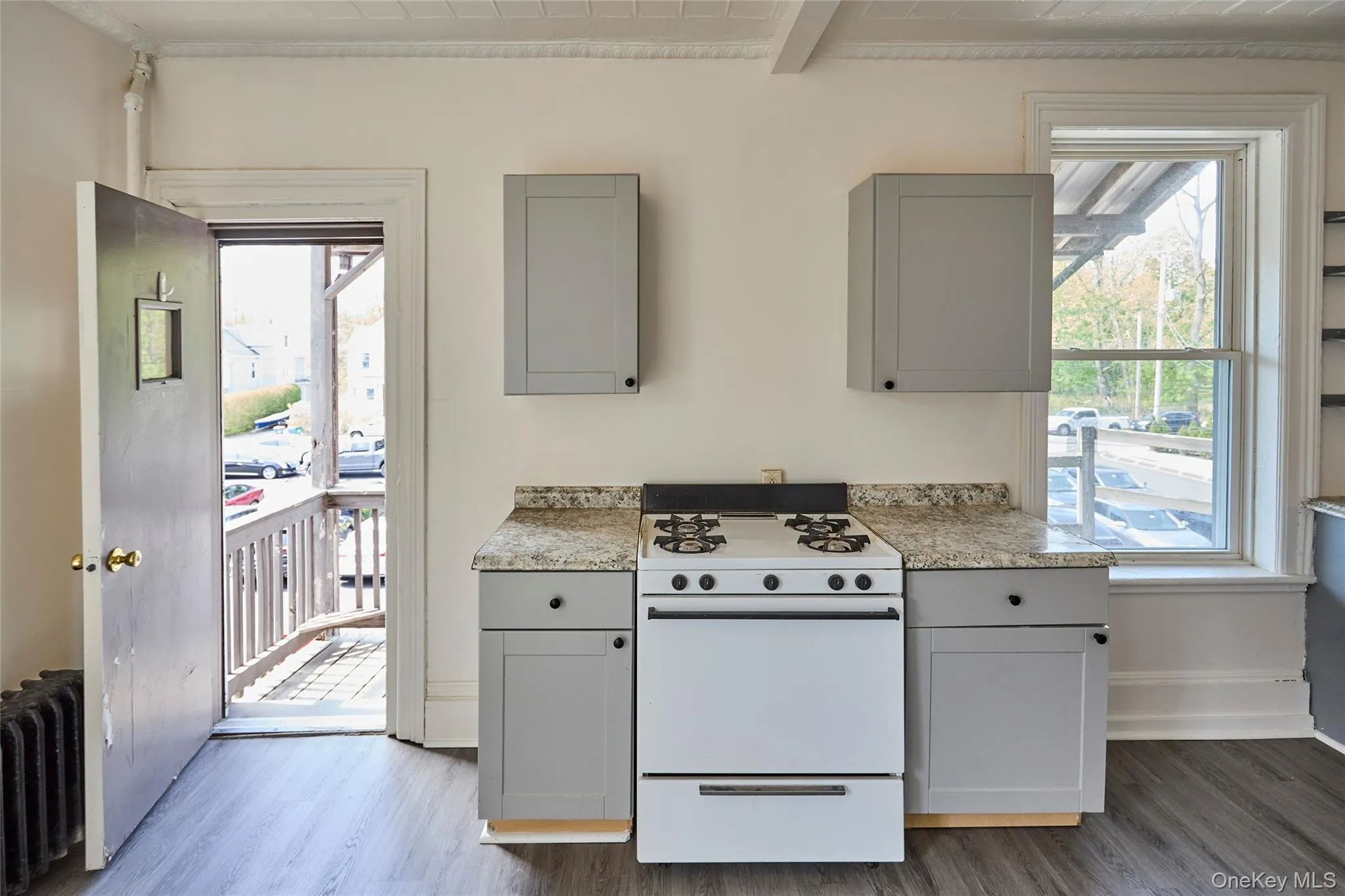 457 Main St, Beacon, NY, 1 Bedroom Bedrooms, 2 Rooms Rooms,1 BathroomBathrooms,Residential Lease,For Rent,Main St,0,990726 457 Main St, Beacon, NY, 1 Bedroom Bedrooms, 2 Rooms Rooms,1 BathroomBathrooms,Residential Lease,For Rent,Main St,0,990726