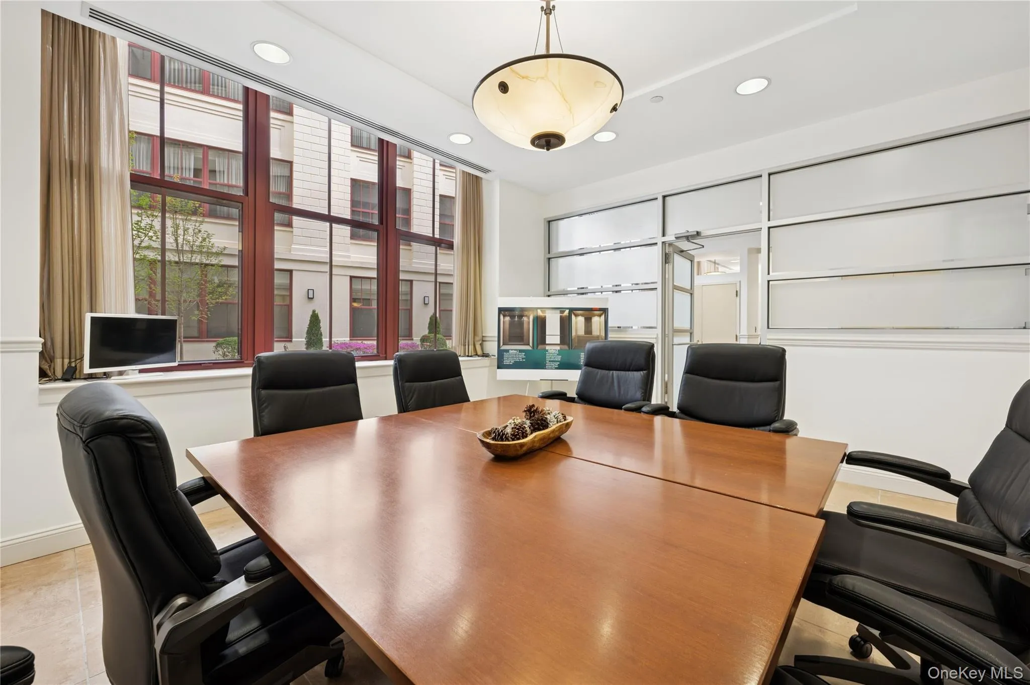 Private conference room in the Business Center. Private conference room in the Business Center.