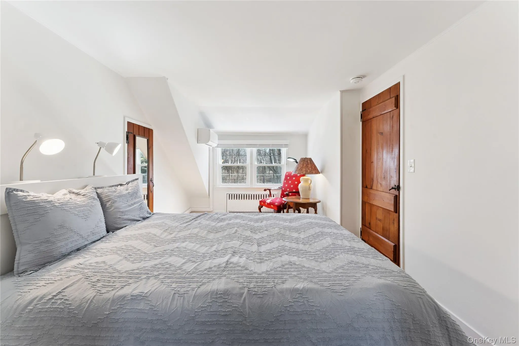 165 Montauk Highway, Southampton, NY, 1 Bedroom Bedrooms, 3 Rooms Rooms,1 BathroomBathrooms,Residential Lease,For Rent,Montauk,0,990738 165 Montauk Highway, Southampton, NY, 1 Bedroom Bedrooms, 3 Rooms Rooms,1 BathroomBathrooms,Residential Lease,For Rent,Montauk,0,990738