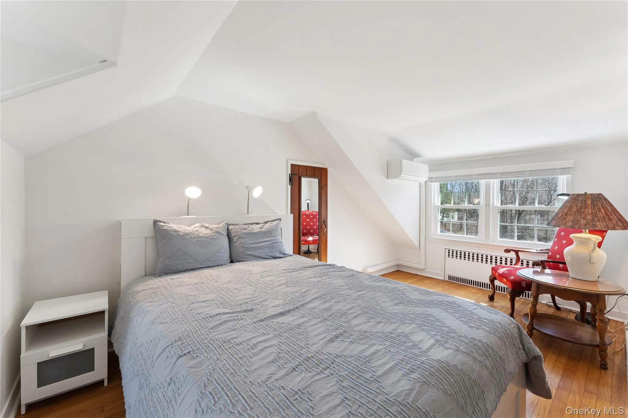 165 Montauk Highway, Southampton, NY, 1 Bedroom Bedrooms, 3 Rooms Rooms,1 BathroomBathrooms,Residential Lease,For Rent,Montauk,0,990738 165 Montauk Highway, Southampton, NY, 1 Bedroom Bedrooms, 3 Rooms Rooms,1 BathroomBathrooms,Residential Lease,For Rent,Montauk,0,990738