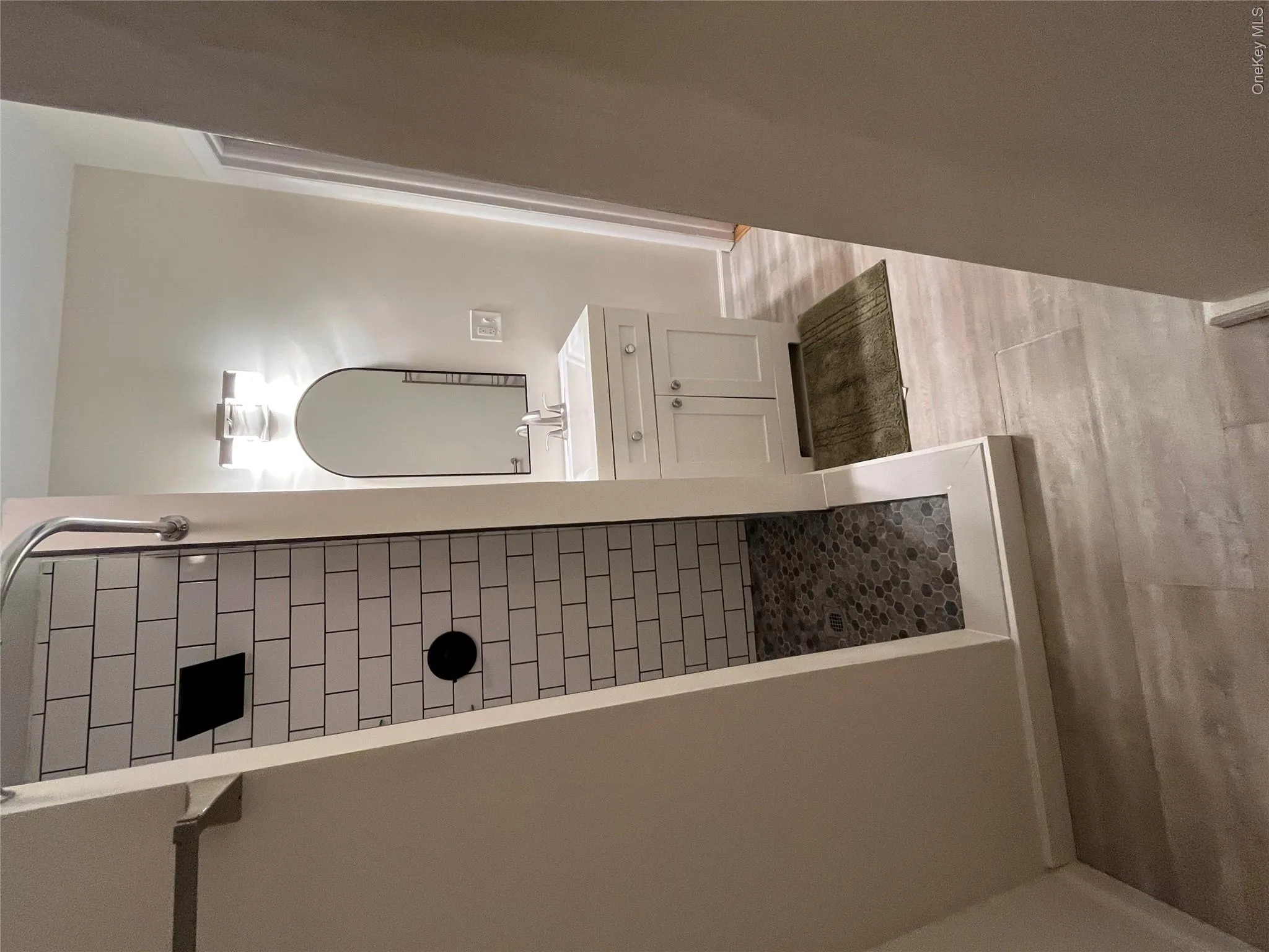 66 Worrall Avenue, Poughkeepsie, NY, 1 Bedroom Bedrooms, 3 Rooms Rooms,1 BathroomBathrooms,Residential Lease,For Rent,Worrall,0,990741 66 Worrall Avenue, Poughkeepsie, NY, 1 Bedroom Bedrooms, 3 Rooms Rooms,1 BathroomBathrooms,Residential Lease,For Rent,Worrall,0,990741