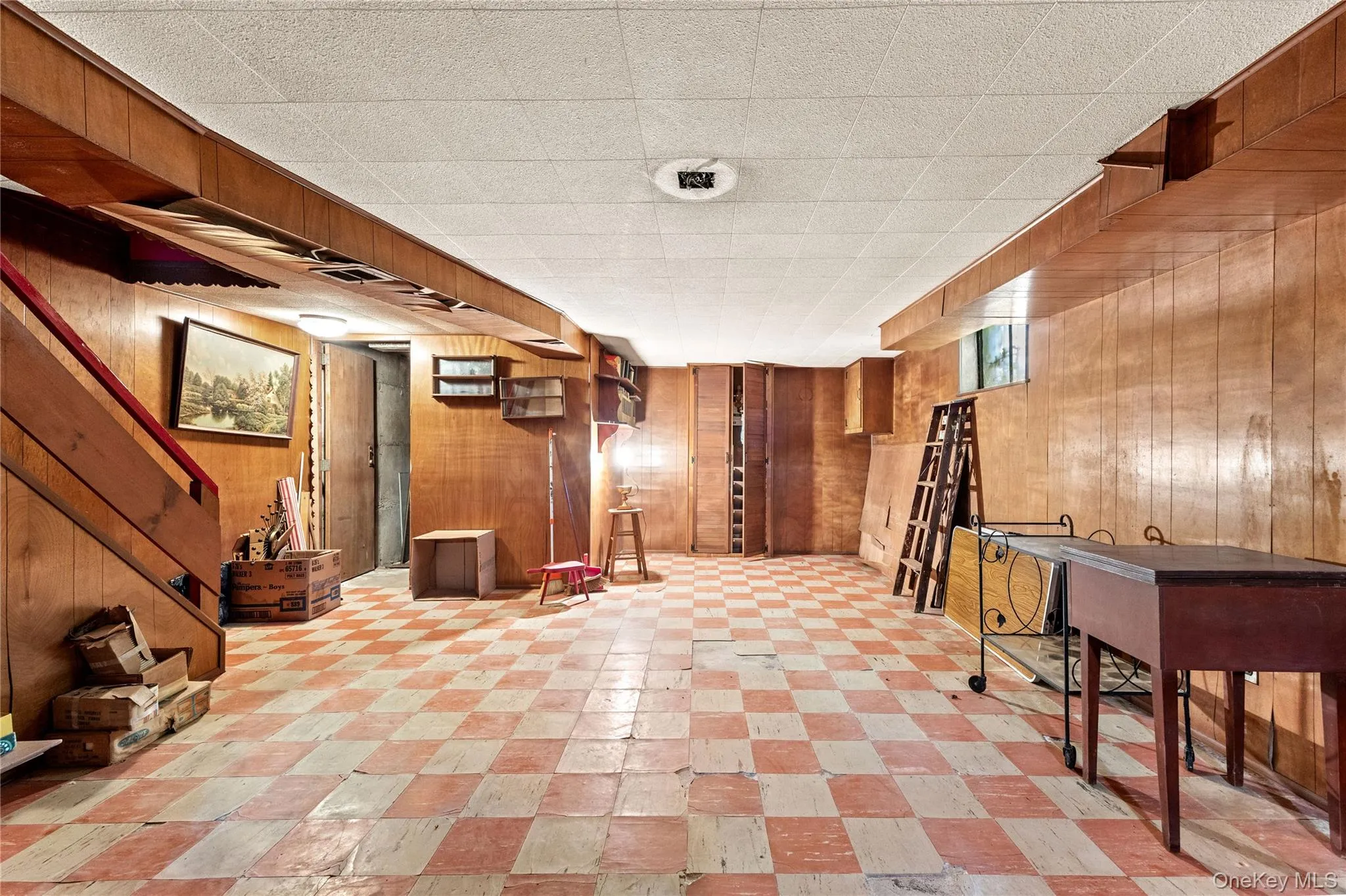 Semi-finished basement. Great additional space! Semi-finished basement. Great additional space!