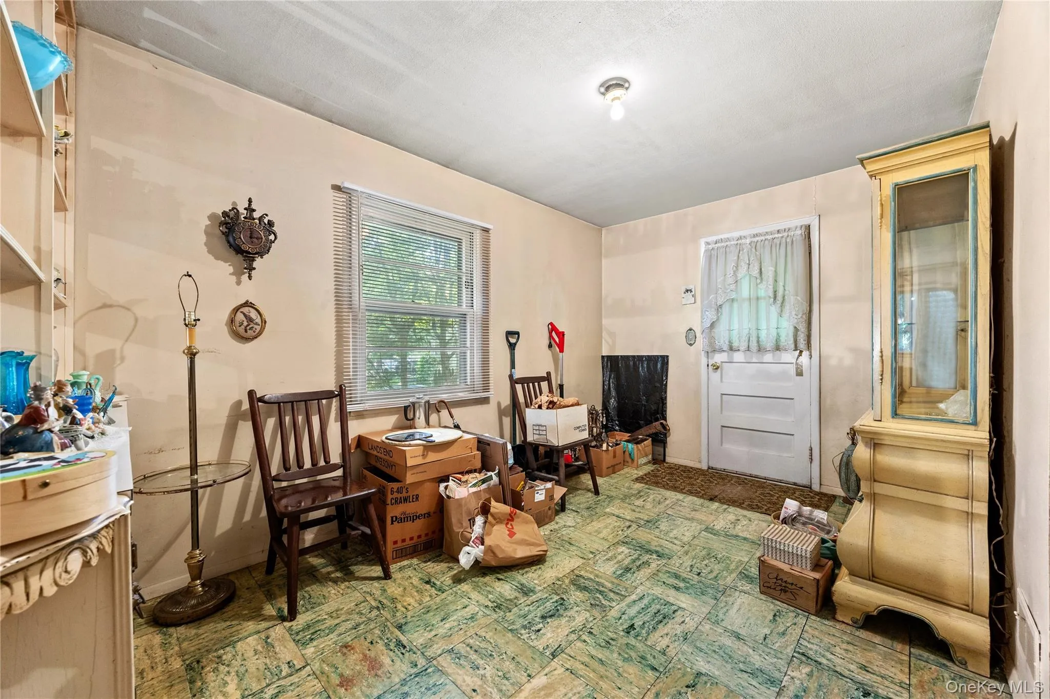 58 Claremont Avenue, Mount Vernon, NY, 3 Bedrooms Bedrooms, 6 Rooms Rooms,1 BathroomBathrooms,Residential,For Rent,Claremont,0,990757 58 Claremont Avenue, Mount Vernon, NY, 3 Bedrooms Bedrooms, 6 Rooms Rooms,1 BathroomBathrooms,Residential,For Rent,Claremont,0,990757