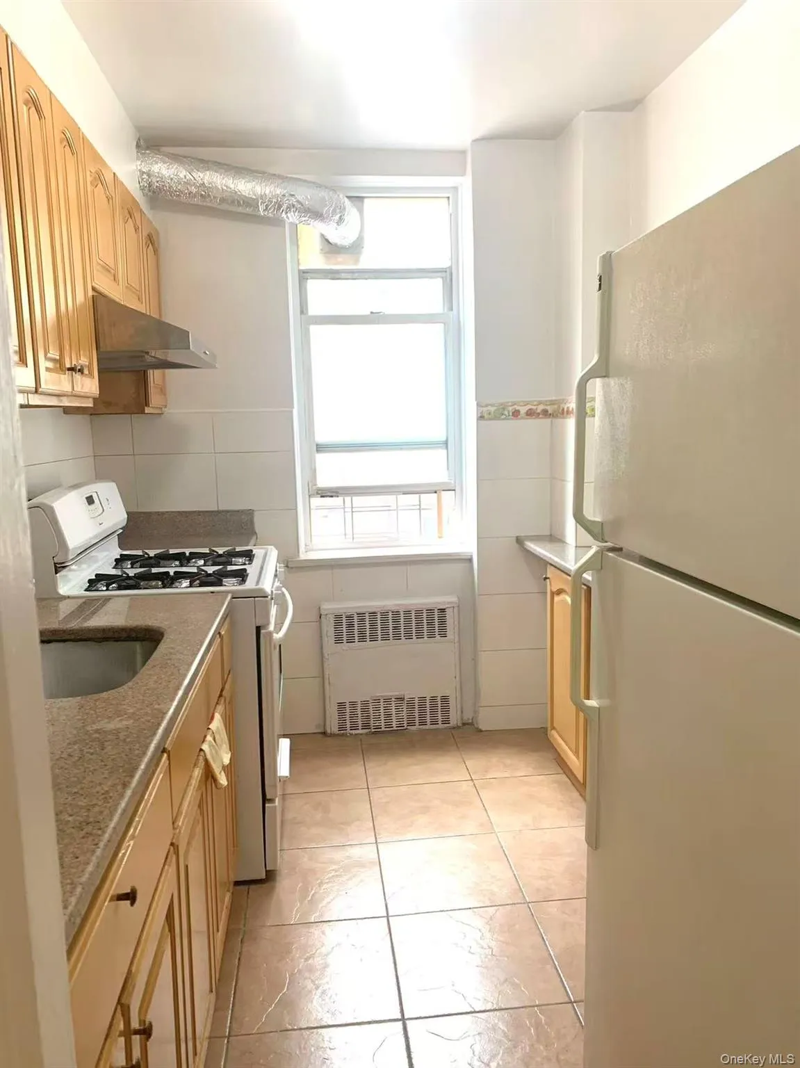 42-45 Kissena Boulevard, New York, NY, 1 Bedroom Bedrooms, 3 Rooms Rooms,1 BathroomBathrooms,Residential Lease,For Rent,Kissena,0,990762 42-45 Kissena Boulevard, New York, NY, 1 Bedroom Bedrooms, 3 Rooms Rooms,1 BathroomBathrooms,Residential Lease,For Rent,Kissena,0,990762