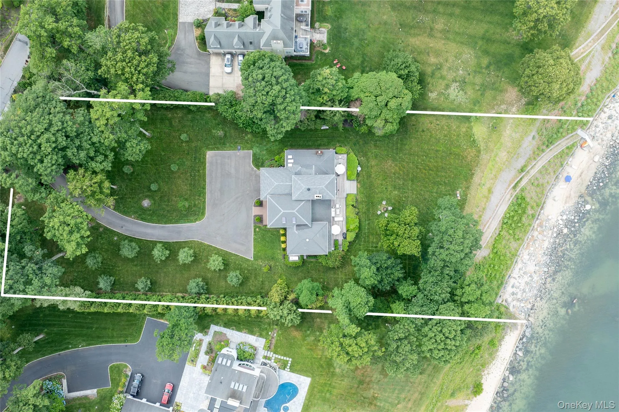 17 Sea Crest Drive, Huntington, NY, 5 Bedrooms Bedrooms, 12 Rooms Rooms,5 BathroomsBathrooms,Residential,For Rent,Sea Crest,0,KEY990765 17 Sea Crest Drive, Huntington, NY, 5 Bedrooms Bedrooms, 12 Rooms Rooms,5 BathroomsBathrooms,Residential,For Rent,Sea Crest,0,KEY990765