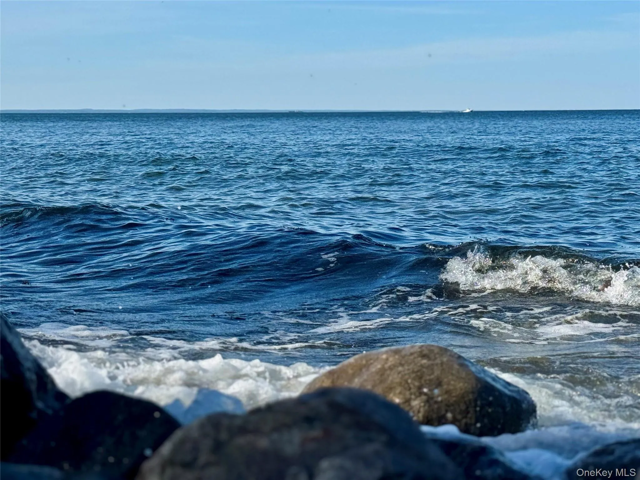 17 Sea Crest Drive, Huntington, NY, 5 Bedrooms Bedrooms, 12 Rooms Rooms,5 BathroomsBathrooms,Residential,For Rent,Sea Crest,0,KEY990765 17 Sea Crest Drive, Huntington, NY, 5 Bedrooms Bedrooms, 12 Rooms Rooms,5 BathroomsBathrooms,Residential,For Rent,Sea Crest,0,KEY990765