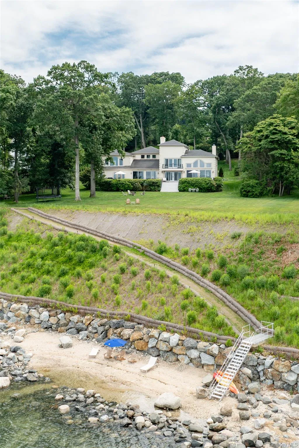 17 Sea Crest Drive, Huntington, NY, 5 Bedrooms Bedrooms, 12 Rooms Rooms,5 BathroomsBathrooms,Residential,For Rent,Sea Crest,0,KEY990765 17 Sea Crest Drive, Huntington, NY, 5 Bedrooms Bedrooms, 12 Rooms Rooms,5 BathroomsBathrooms,Residential,For Rent,Sea Crest,0,KEY990765
