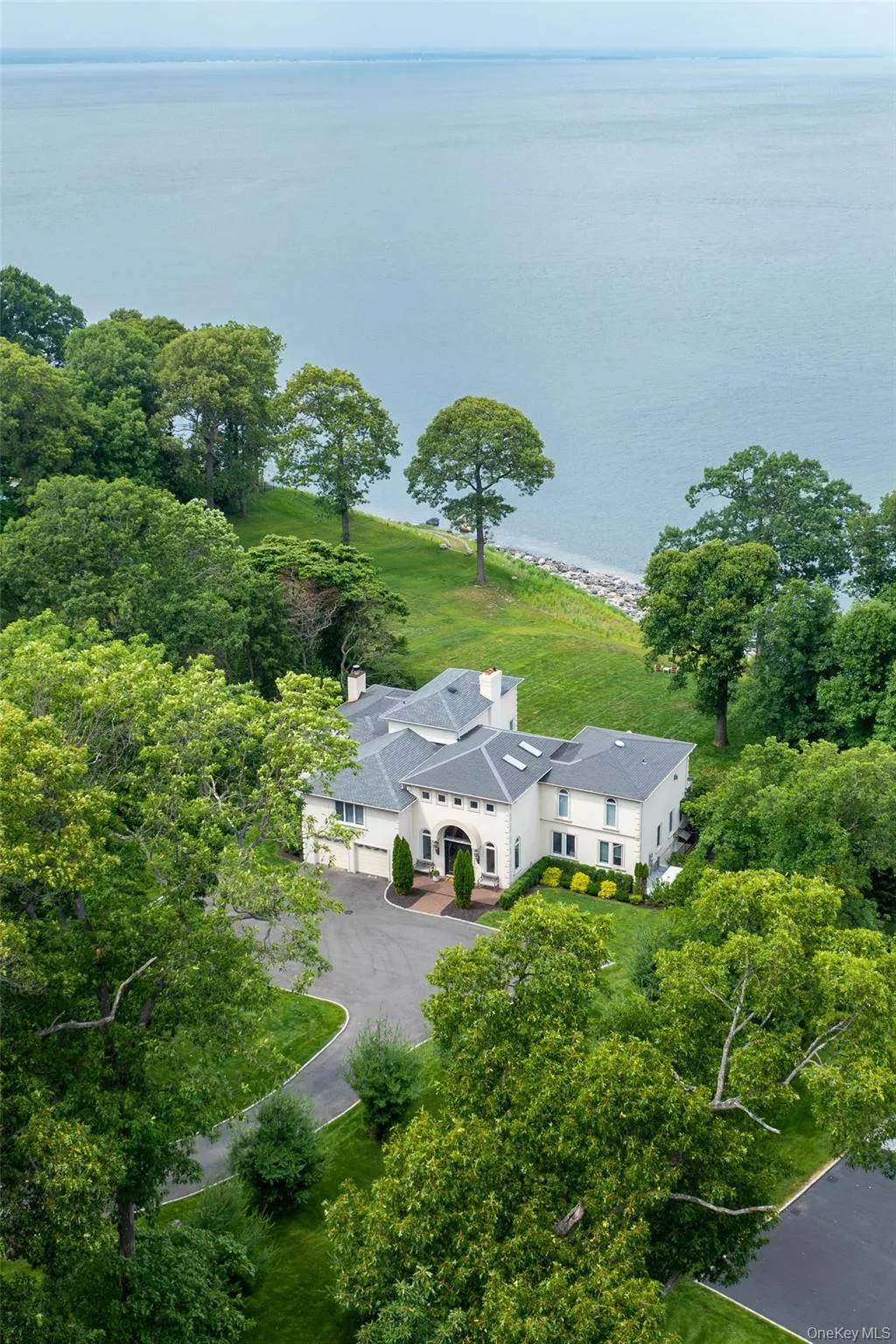 17 Sea Crest Drive, Huntington, NY, 5 Bedrooms Bedrooms, 12 Rooms Rooms,5 BathroomsBathrooms,Residential,For Rent,Sea Crest,0,KEY990765 17 Sea Crest Drive, Huntington, NY, 5 Bedrooms Bedrooms, 12 Rooms Rooms,5 BathroomsBathrooms,Residential,For Rent,Sea Crest,0,KEY990765