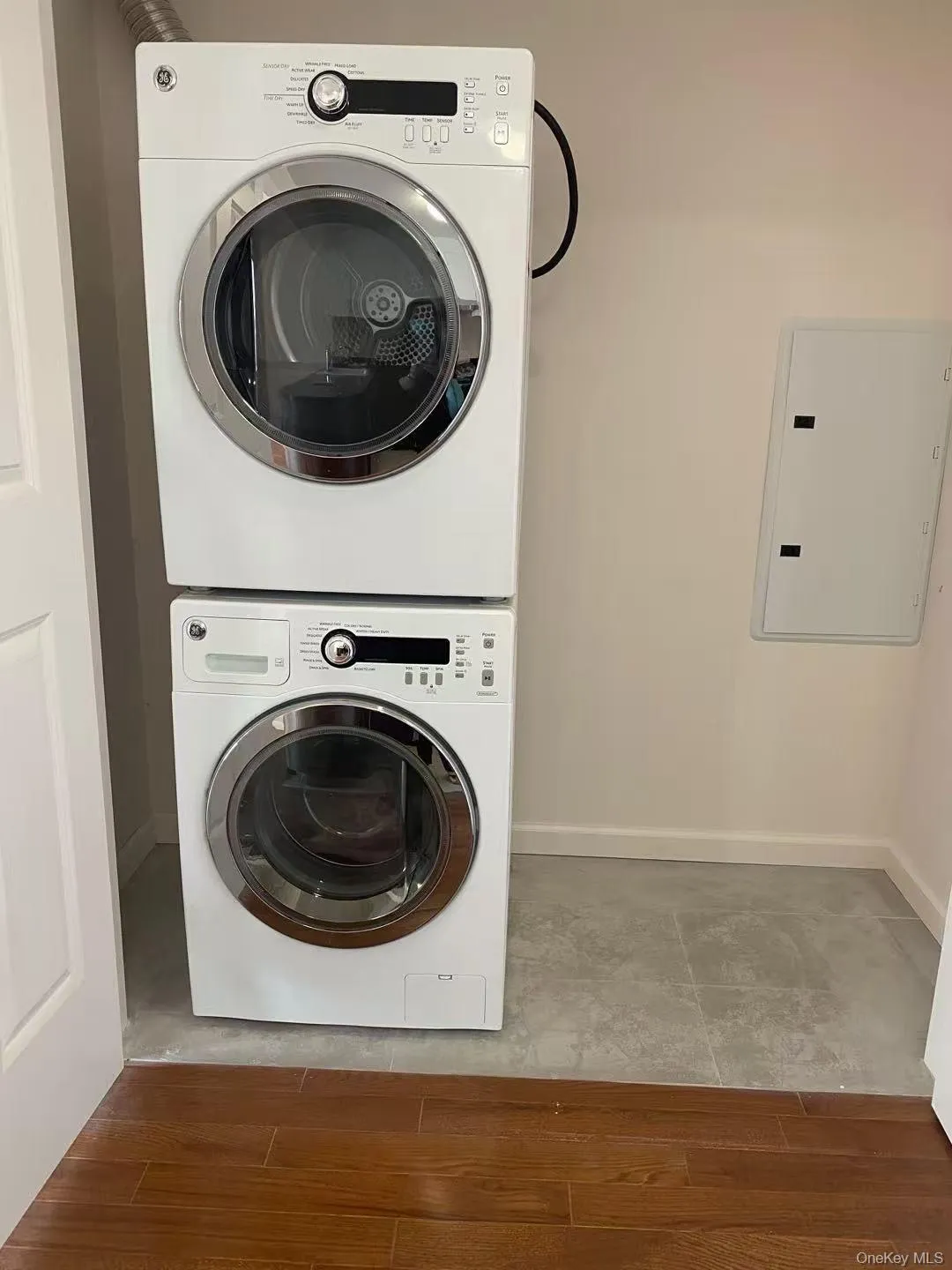 13646 41st Avenue, New York, NY, 2 Bedrooms Bedrooms, 5 Rooms Rooms,2 BathroomsBathrooms,Residential Lease,For Rent,41st,0,990768 13646 41st Avenue, New York, NY, 2 Bedrooms Bedrooms, 5 Rooms Rooms,2 BathroomsBathrooms,Residential Lease,For Rent,41st,0,990768