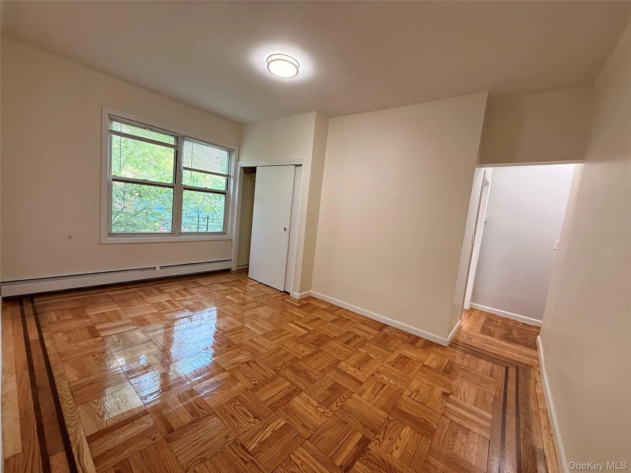 7119 35th Avenue, New York, NY, 3 Bedrooms Bedrooms, 8 Rooms Rooms,2 BathroomsBathrooms,Residential Lease,For Rent,35th,0,990772 7119 35th Avenue, New York, NY, 3 Bedrooms Bedrooms, 8 Rooms Rooms,2 BathroomsBathrooms,Residential Lease,For Rent,35th,0,990772