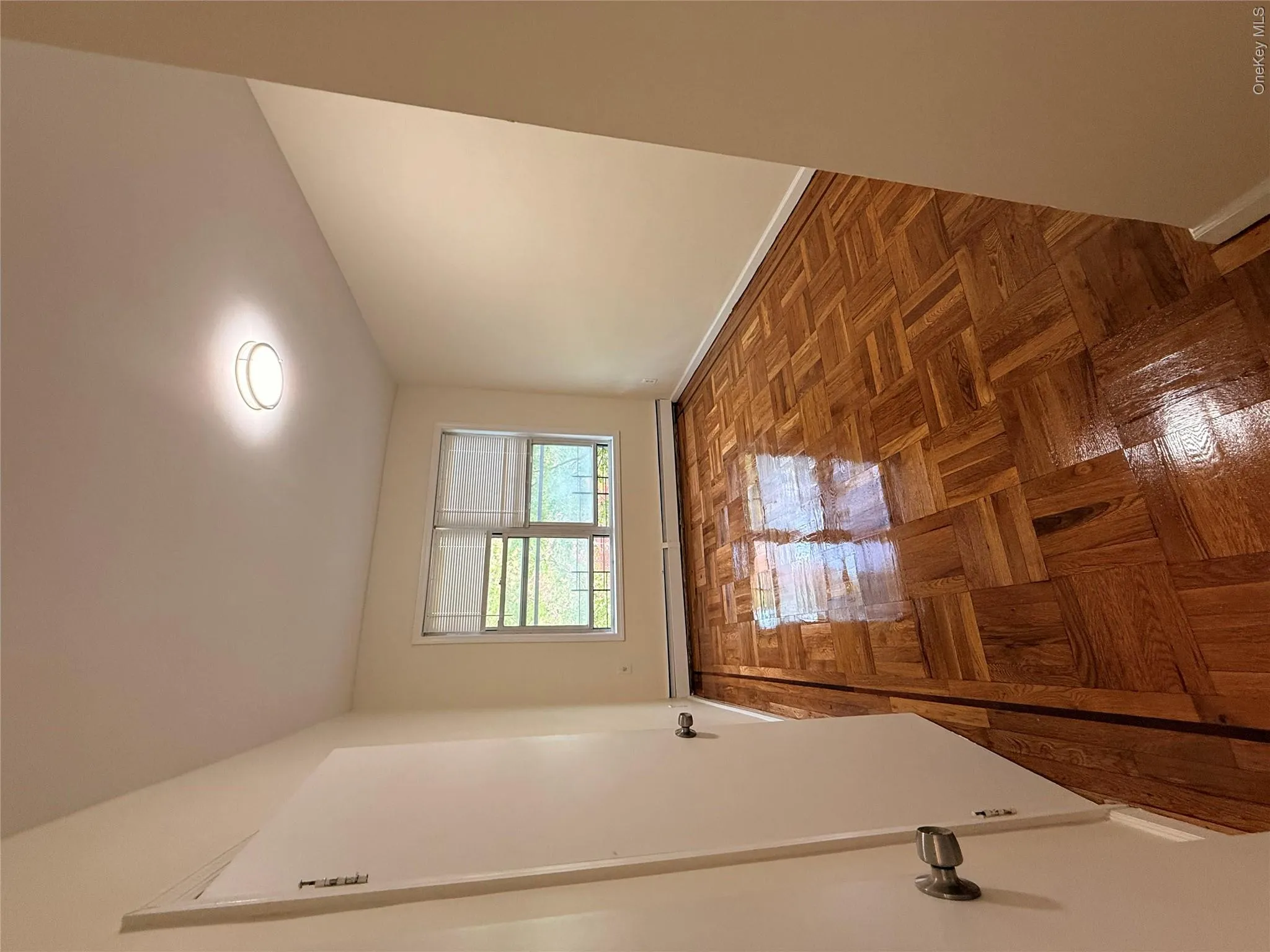 7119 35th Avenue, New York, NY, 3 Bedrooms Bedrooms, 8 Rooms Rooms,2 BathroomsBathrooms,Residential Lease,For Rent,35th,0,990772 7119 35th Avenue, New York, NY, 3 Bedrooms Bedrooms, 8 Rooms Rooms,2 BathroomsBathrooms,Residential Lease,For Rent,35th,0,990772
