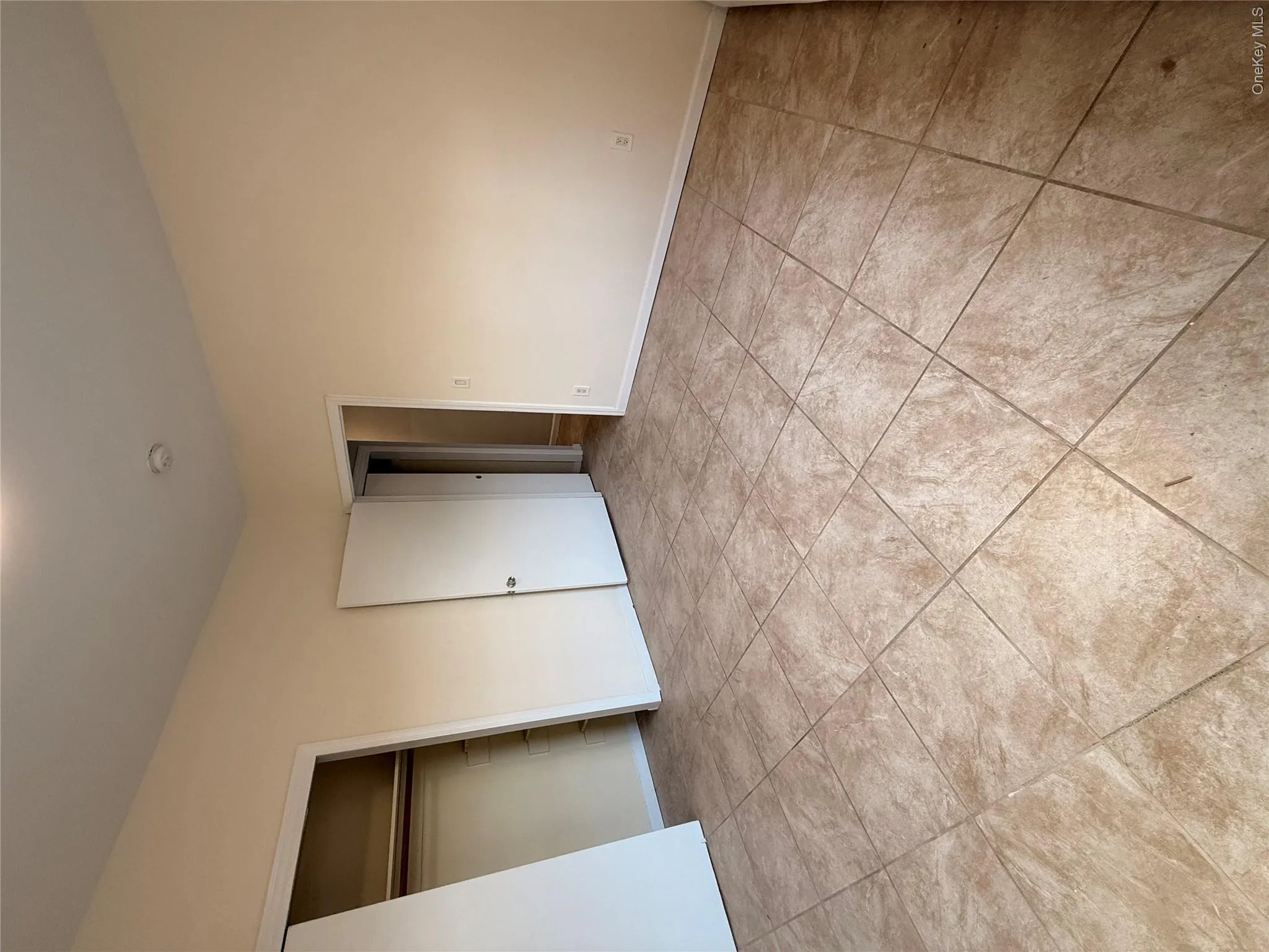 7119 35th Avenue, New York, NY, 3 Bedrooms Bedrooms, 8 Rooms Rooms,2 BathroomsBathrooms,Residential Lease,For Rent,35th,0,990772 7119 35th Avenue, New York, NY, 3 Bedrooms Bedrooms, 8 Rooms Rooms,2 BathroomsBathrooms,Residential Lease,For Rent,35th,0,990772