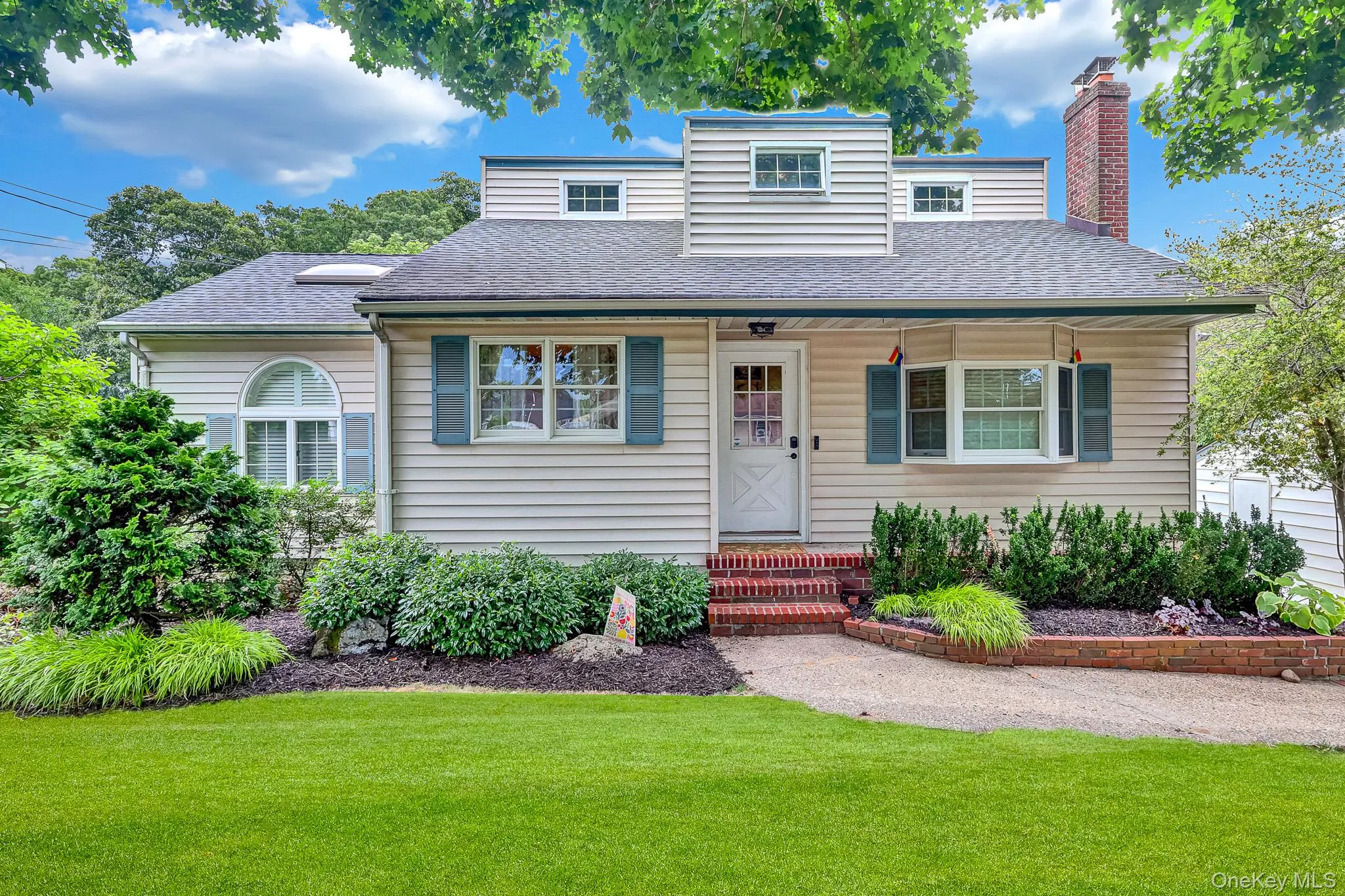 27 Mc Gaw Avenue, Brookhaven, NY, 3 Bedrooms Bedrooms, 8 Rooms Rooms,2 BathroomsBathrooms,Residential,For Rent,Mc Gaw,0,KEY990784 27 Mc Gaw Avenue, Brookhaven, NY, 3 Bedrooms Bedrooms, 8 Rooms Rooms,2 BathroomsBathrooms,Residential,For Rent,Mc Gaw,0,KEY990784