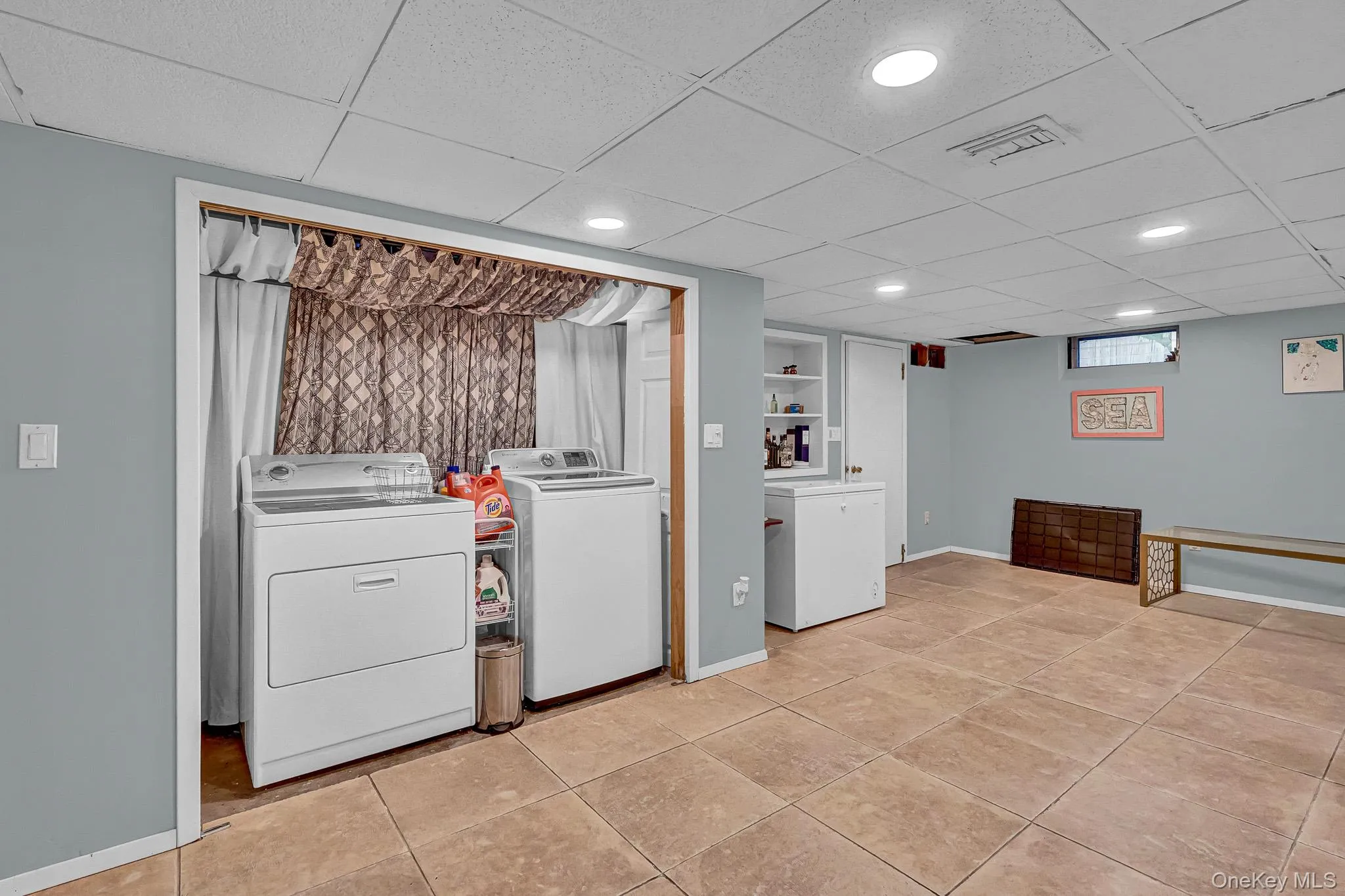 27 Mc Gaw Avenue, Brookhaven, NY, 3 Bedrooms Bedrooms, 8 Rooms Rooms,2 BathroomsBathrooms,Residential,For Rent,Mc Gaw,0,KEY990784 27 Mc Gaw Avenue, Brookhaven, NY, 3 Bedrooms Bedrooms, 8 Rooms Rooms,2 BathroomsBathrooms,Residential,For Rent,Mc Gaw,0,KEY990784