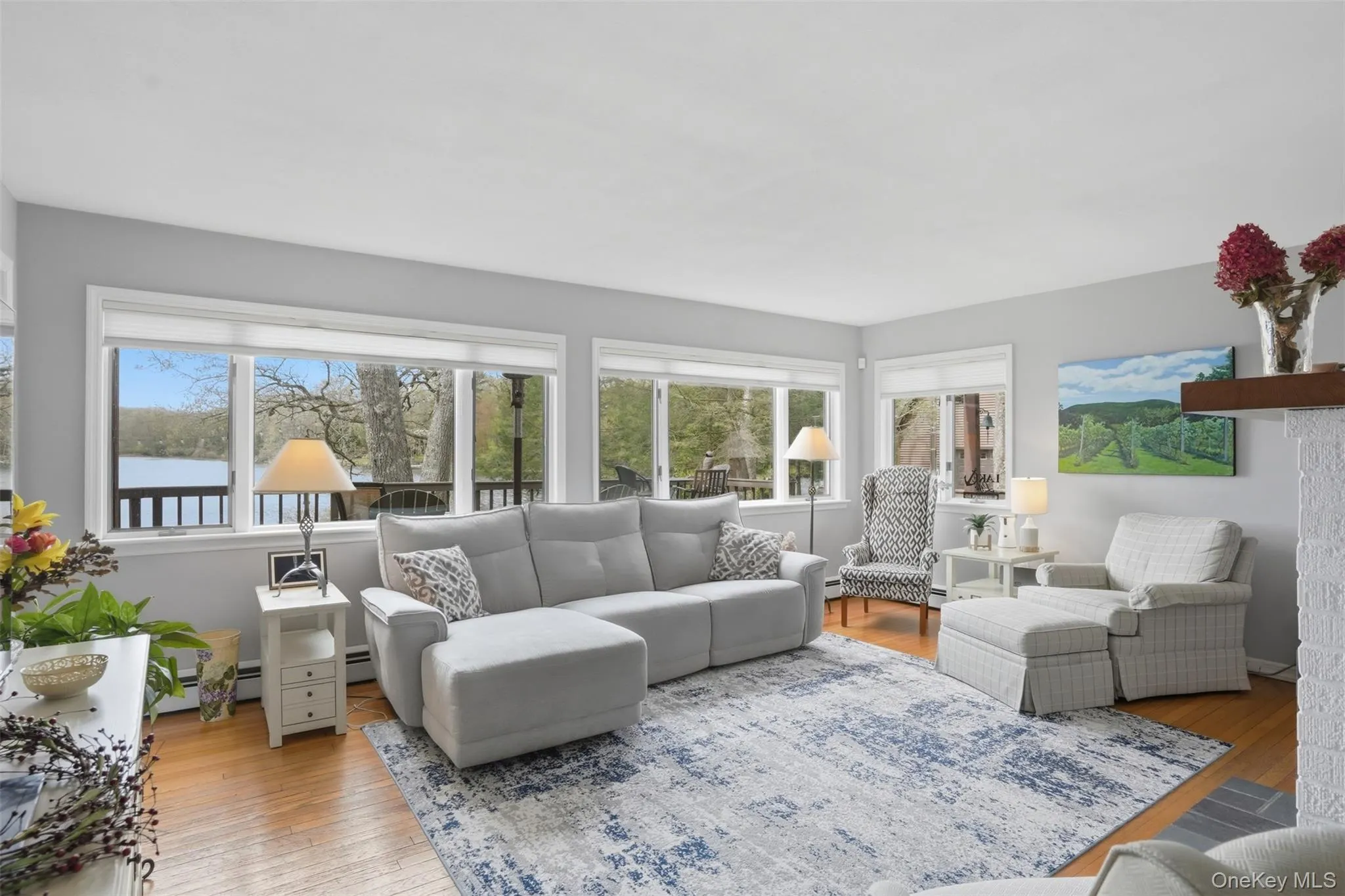 Custom double pane Anderson windows to enjoy the view. Custom double pane Anderson windows to enjoy the view.