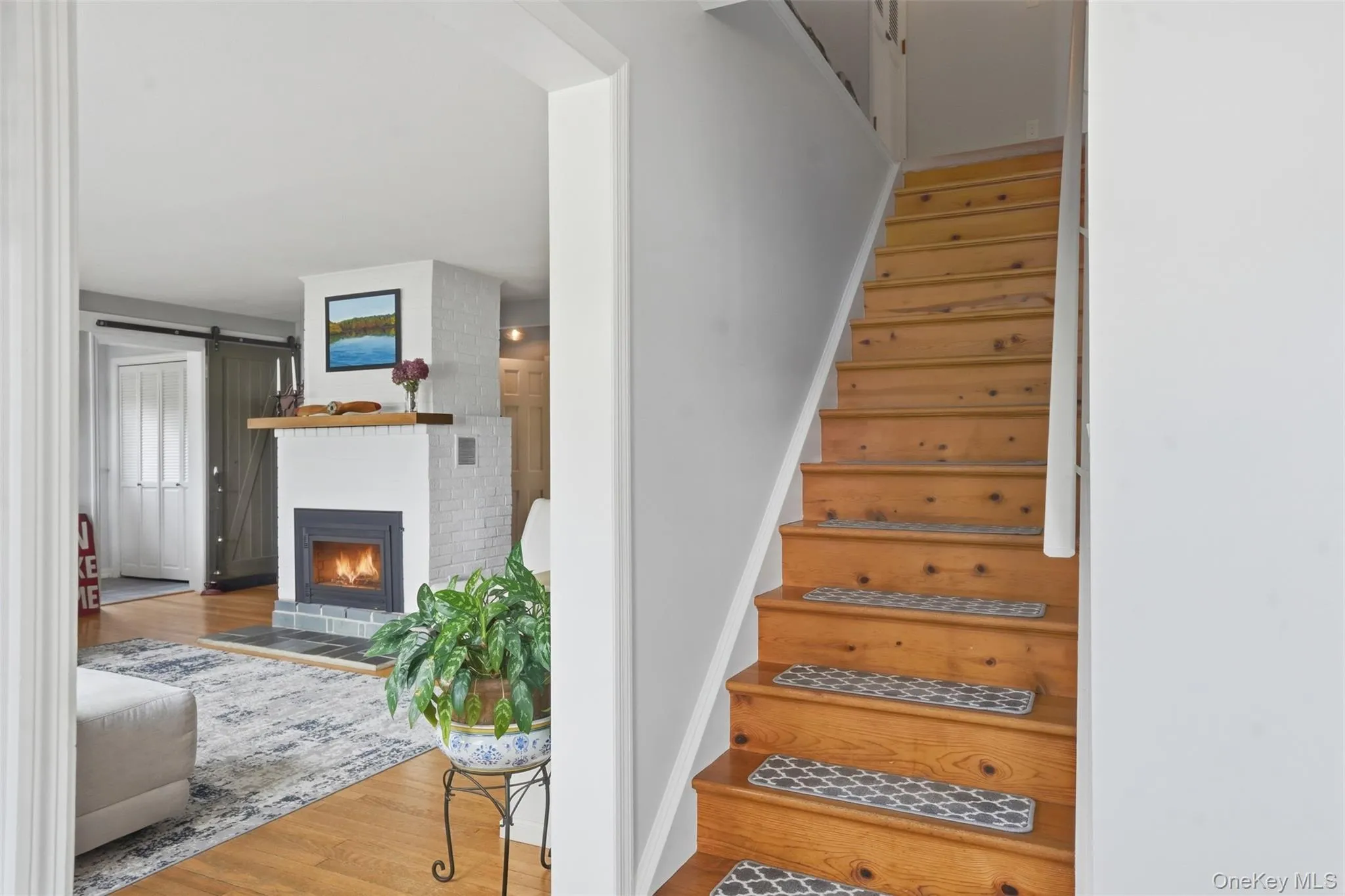 Staircase to upper level. Staircase to upper level.