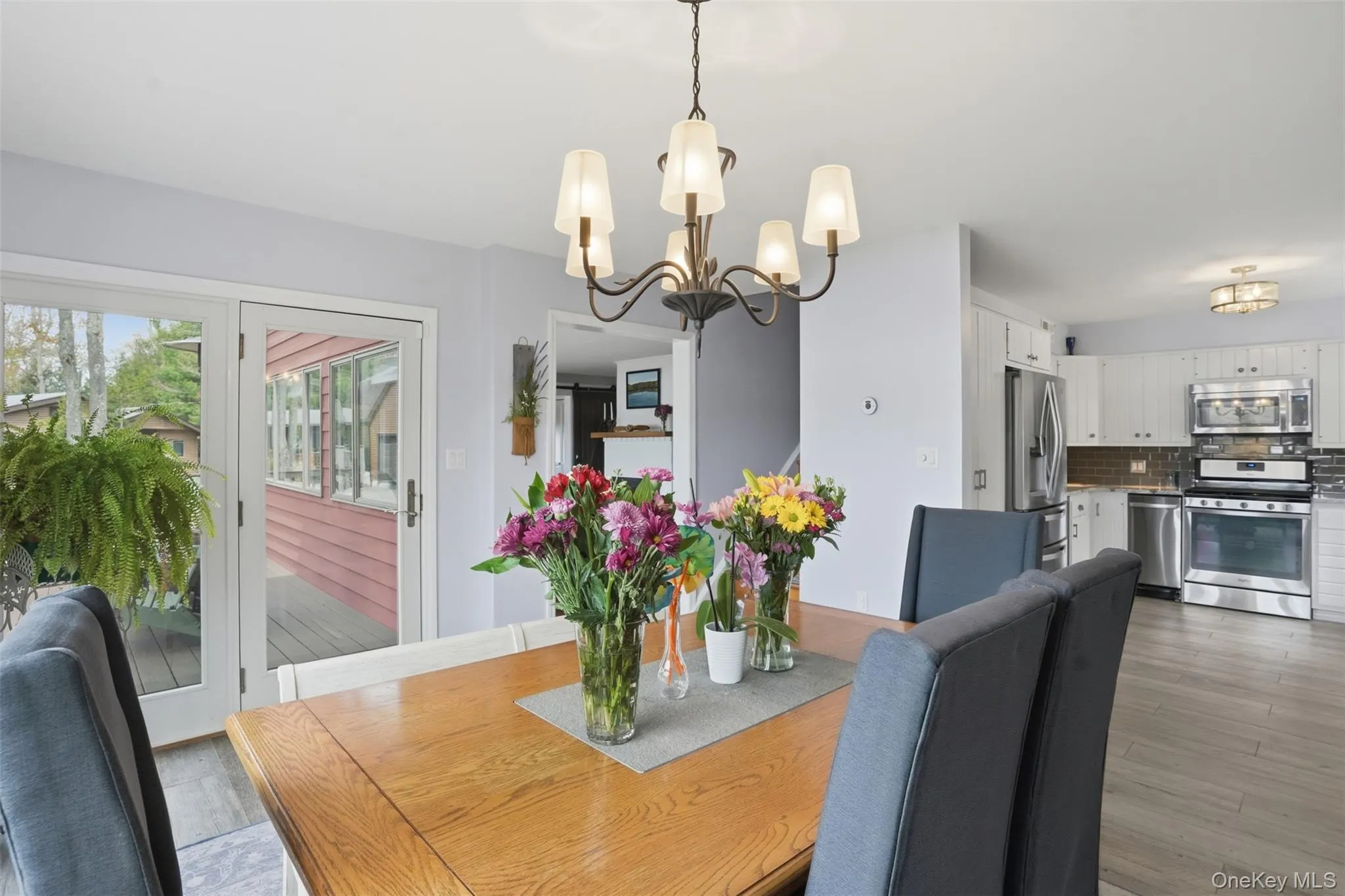Open concept. Open concept.