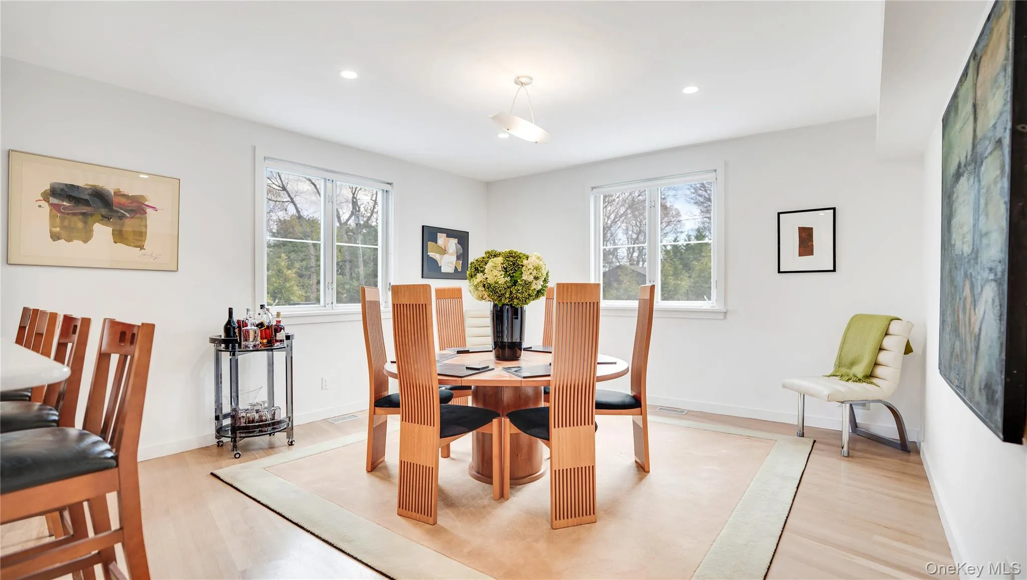 1 Carver Street, Southampton, New York 11963